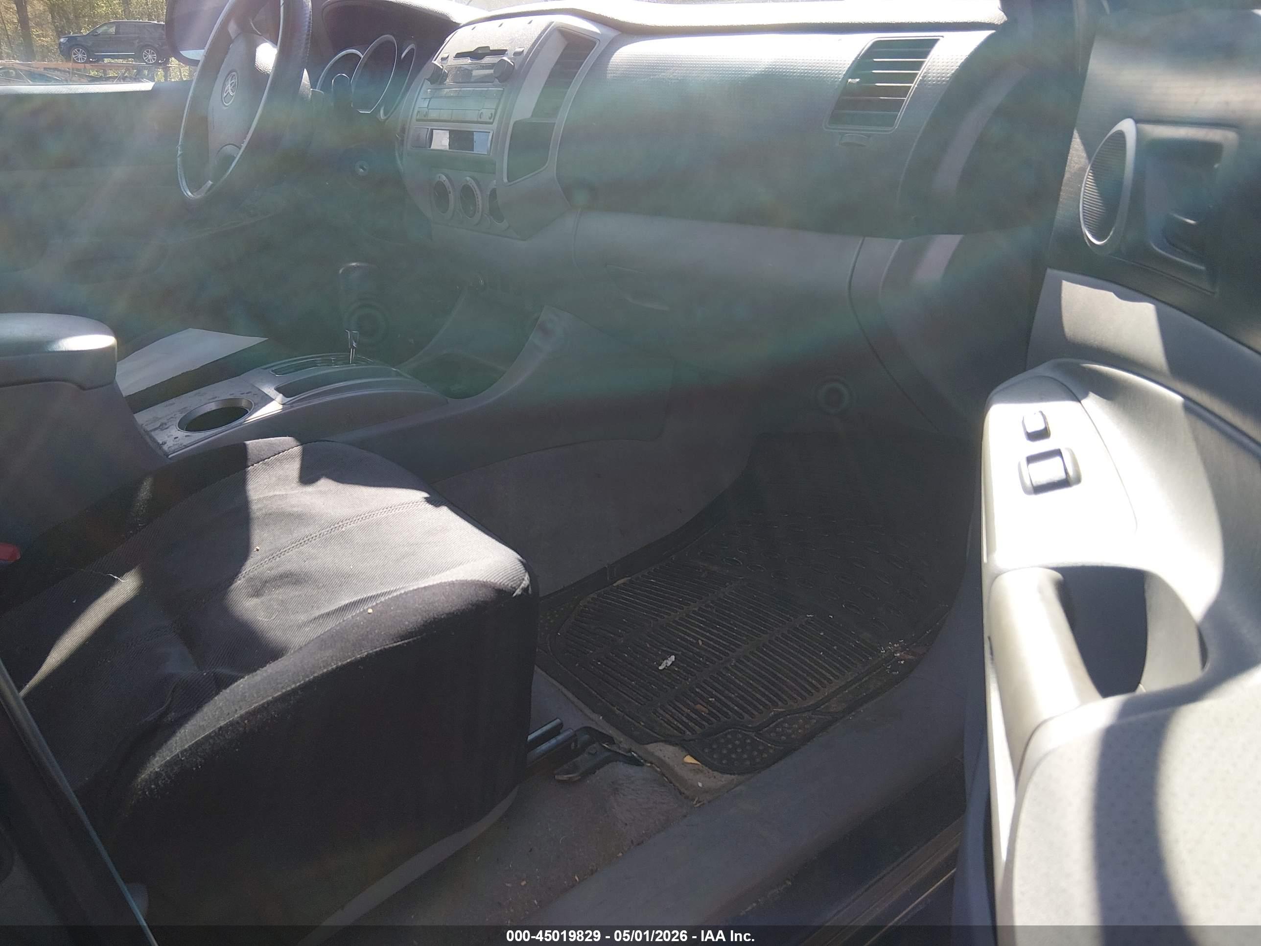 TOYOTA TACOMA image 5