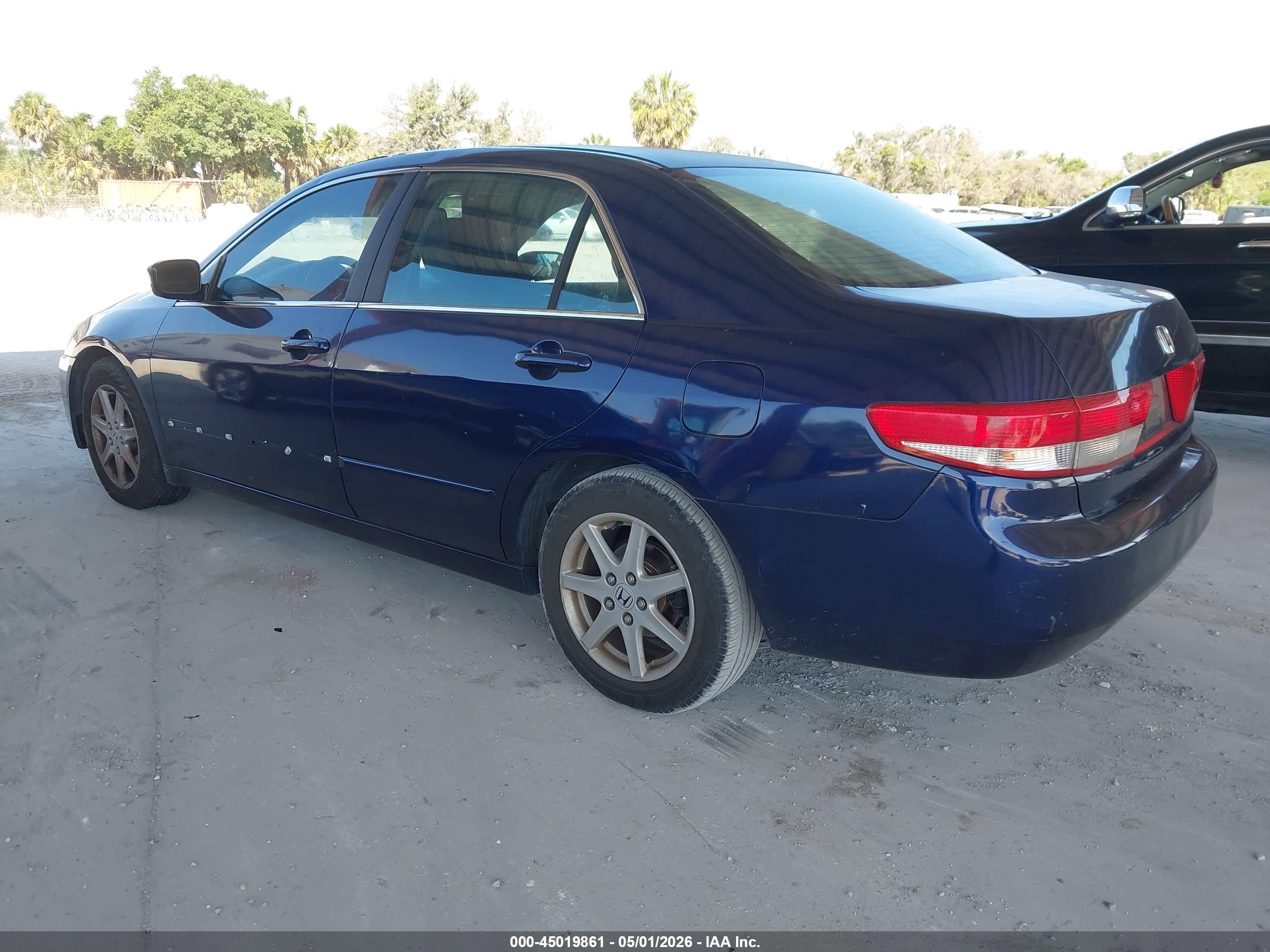 HONDA ACCORD image 3