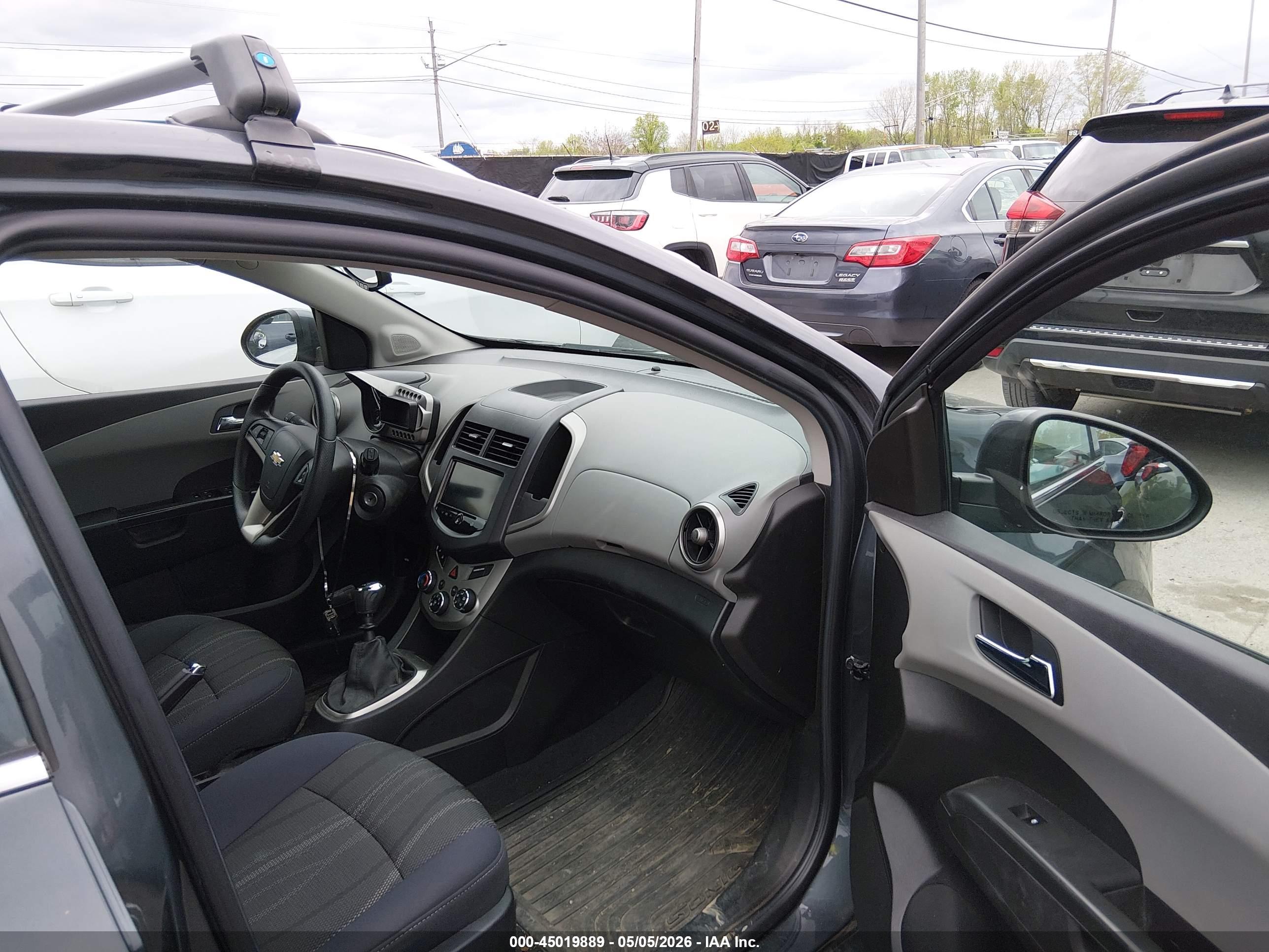 CHEVROLET SONIC image 5