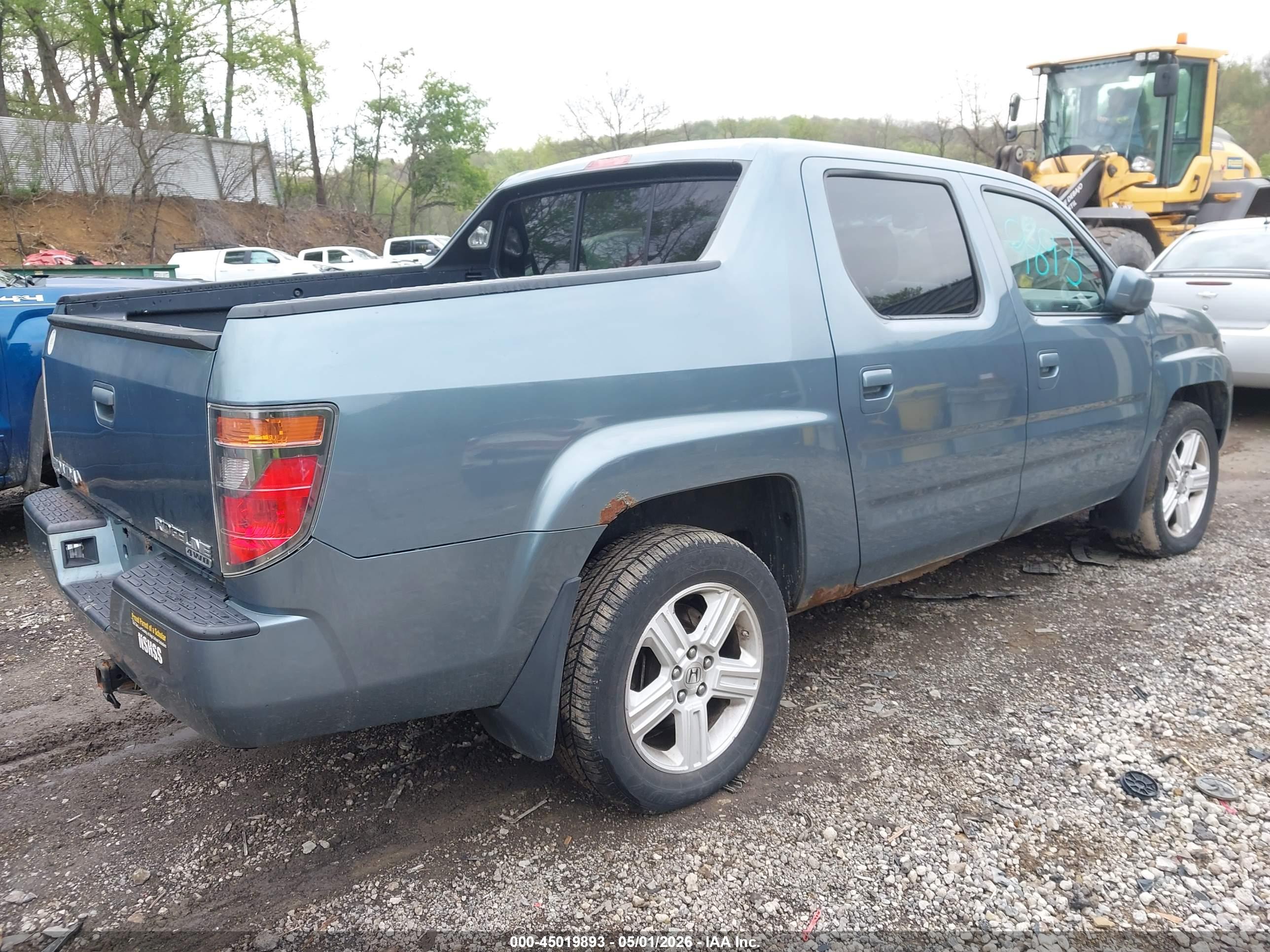 HONDA RIDGELINE image 4