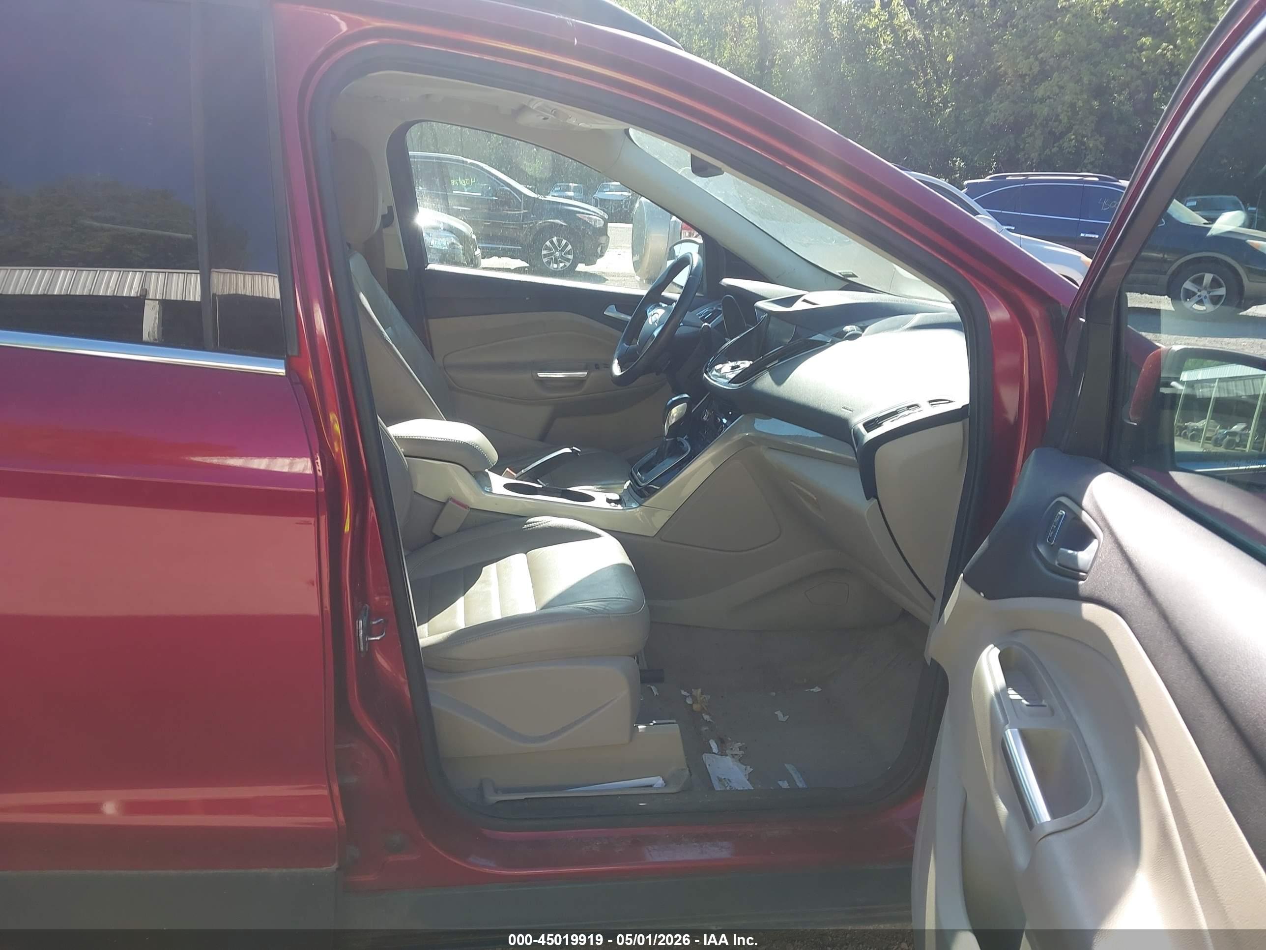 FORD ESCAPE image 5