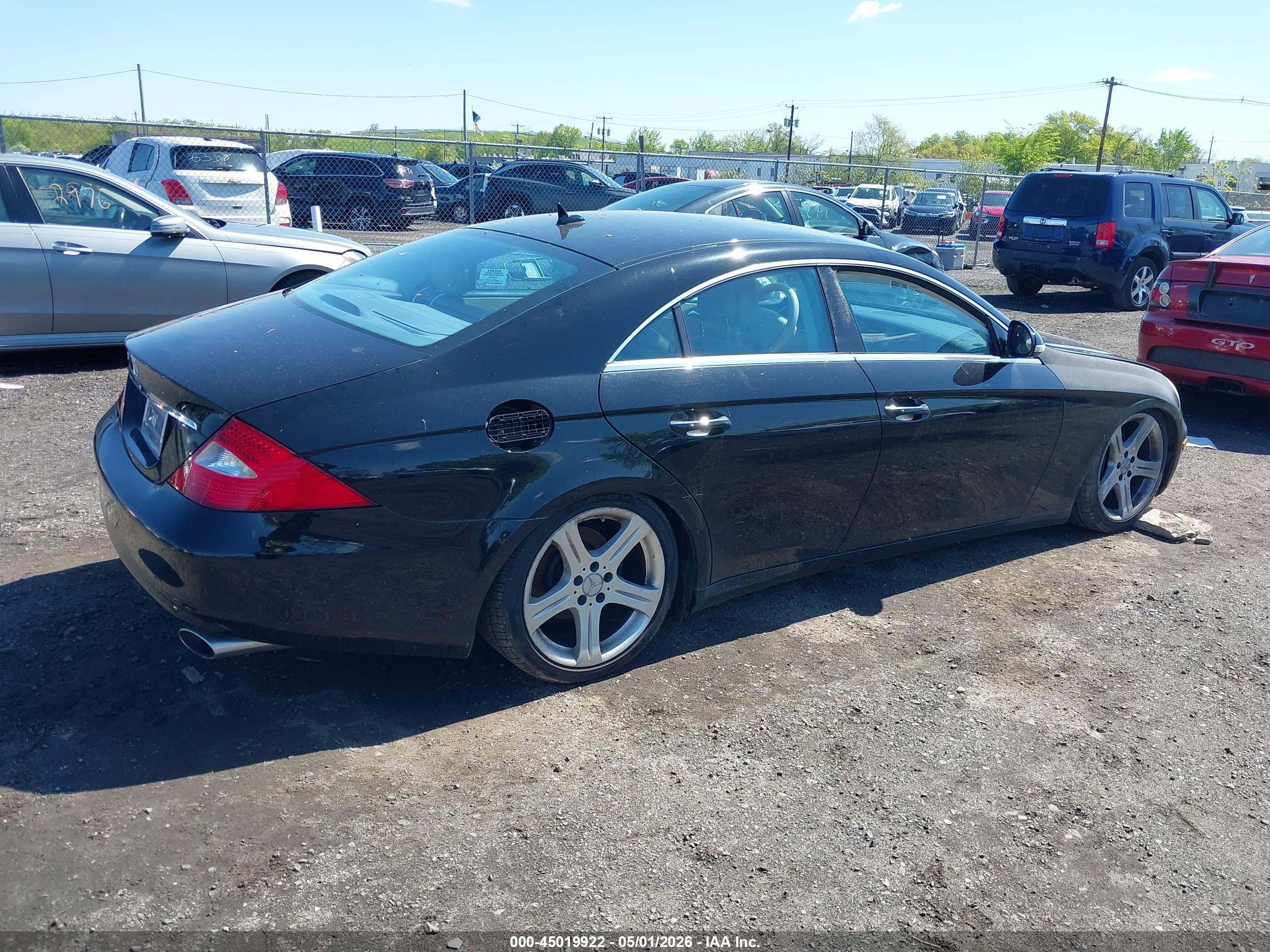 MERCEDES-BENZ CLS image 4