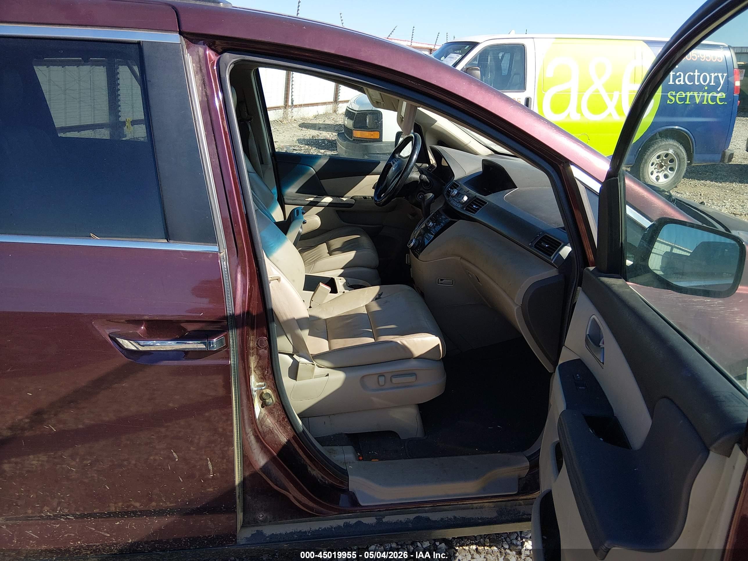 HONDA ODYSSEY image 5
