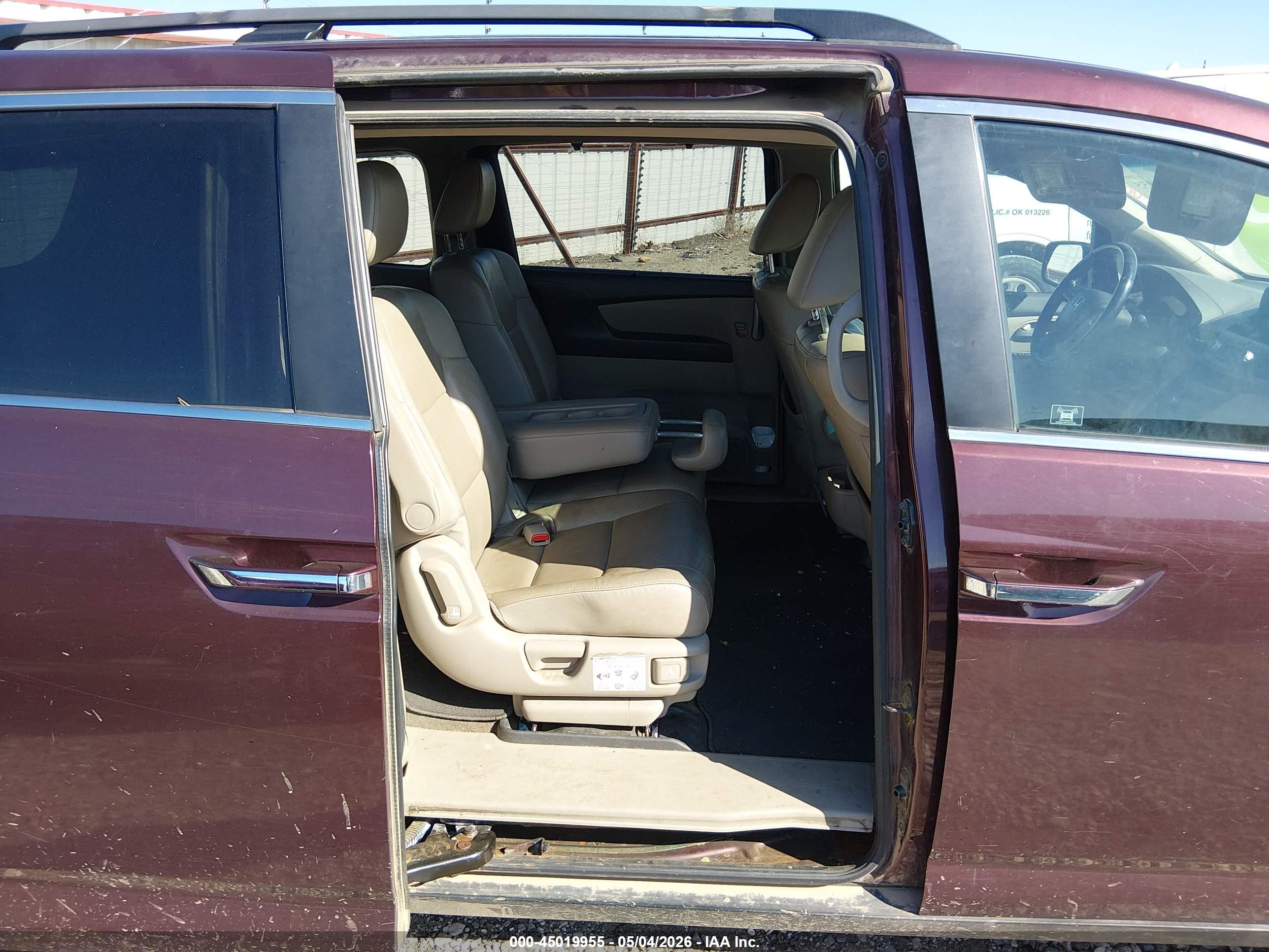 HONDA ODYSSEY image 8