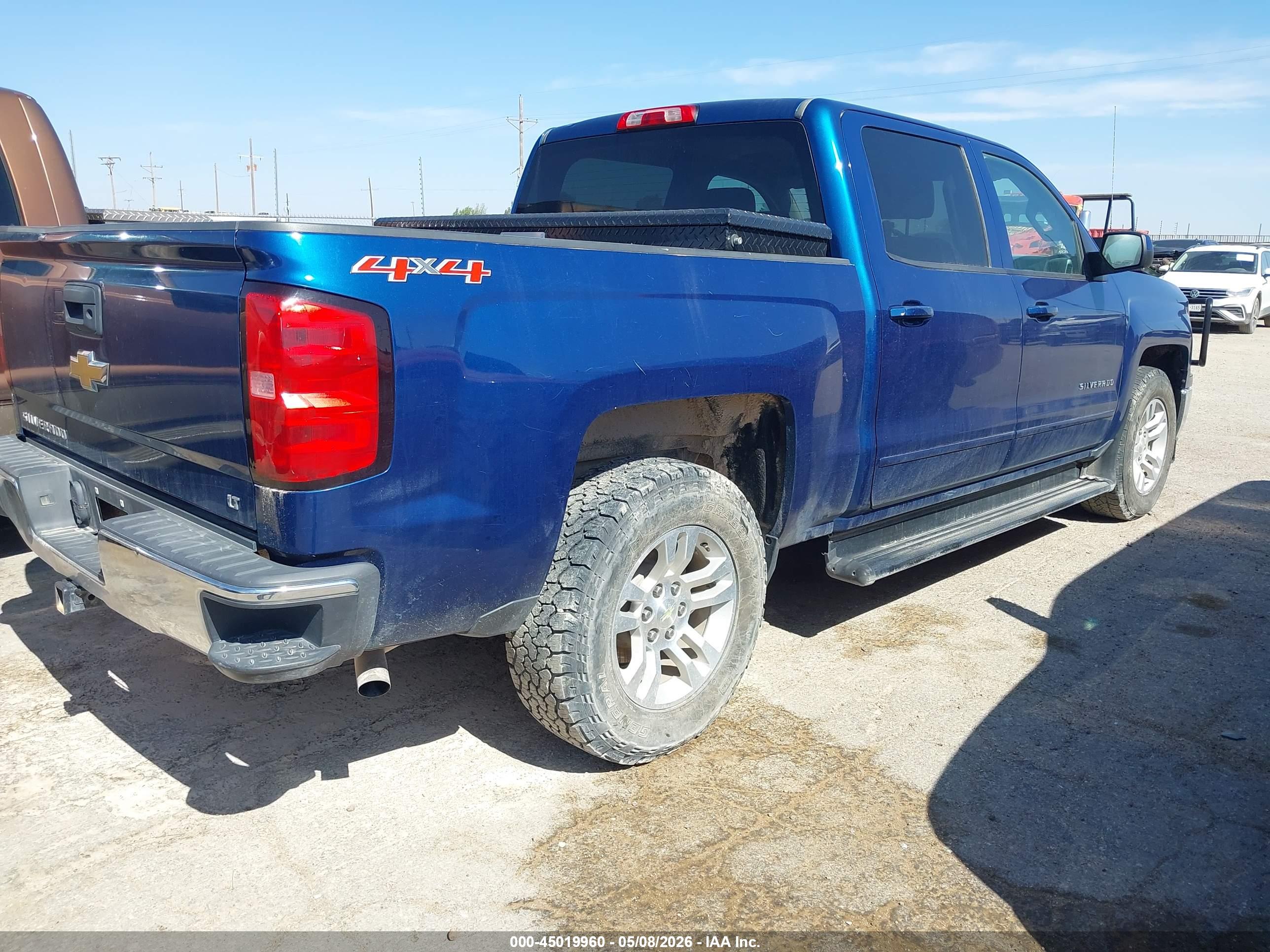 CHEVROLET SILVERADO image 4