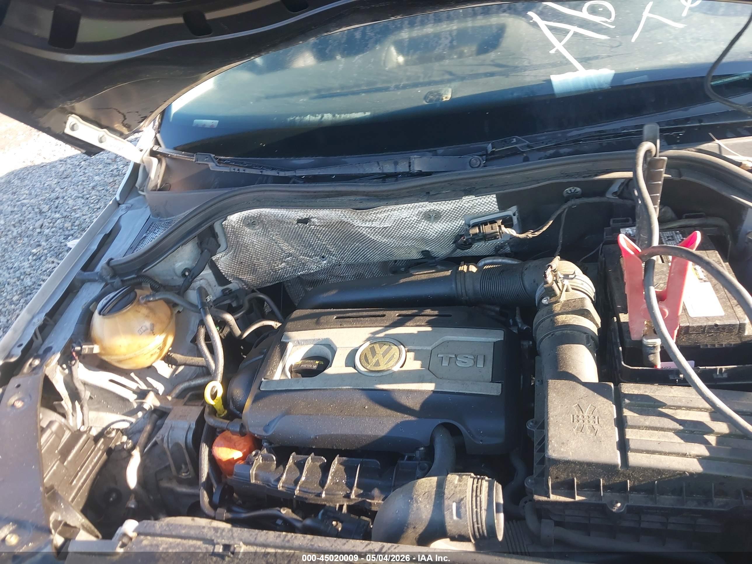 VOLKSWAGEN TIGUAN image 10