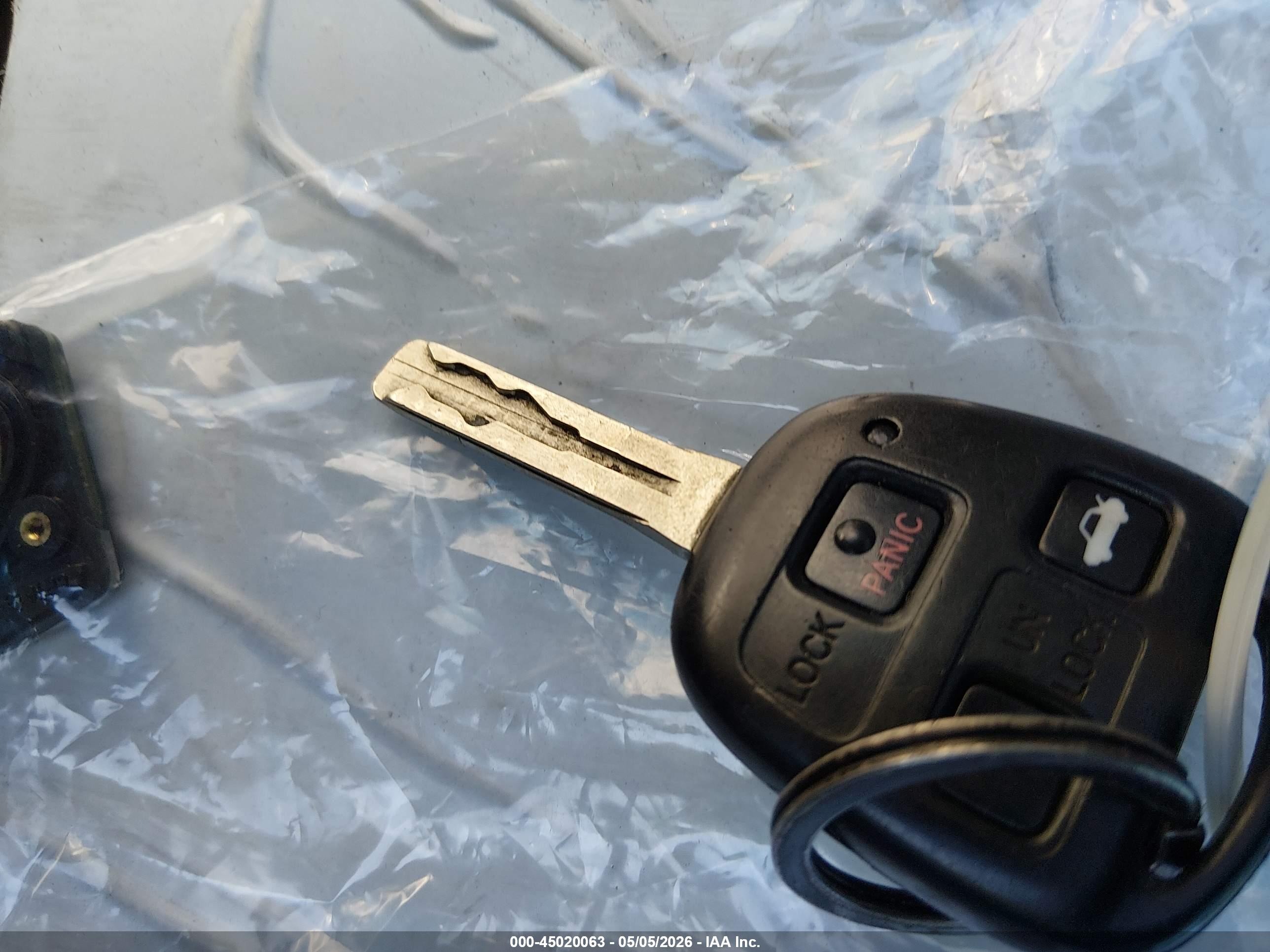 LEXUS ES image 11