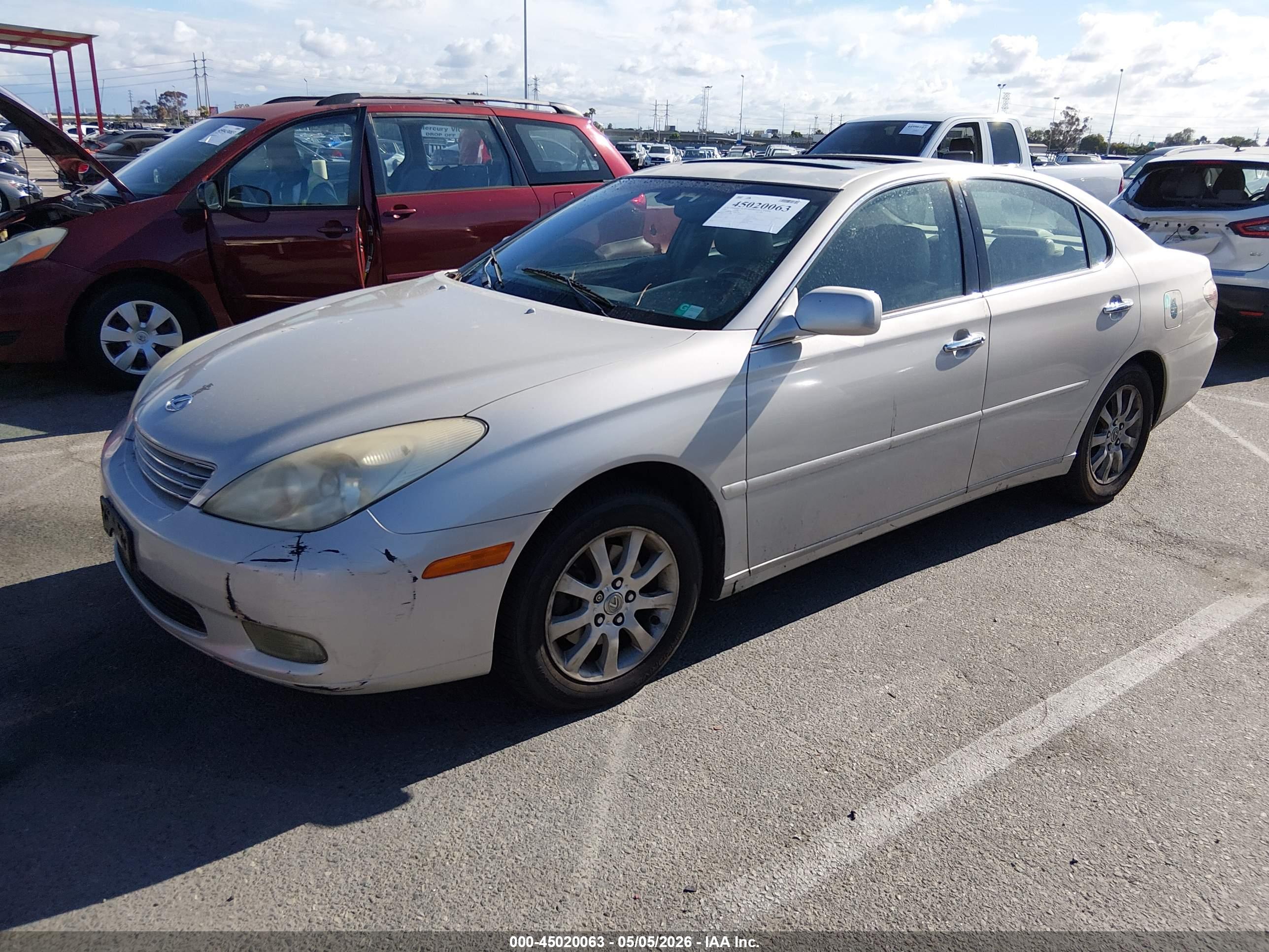LEXUS ES image 2