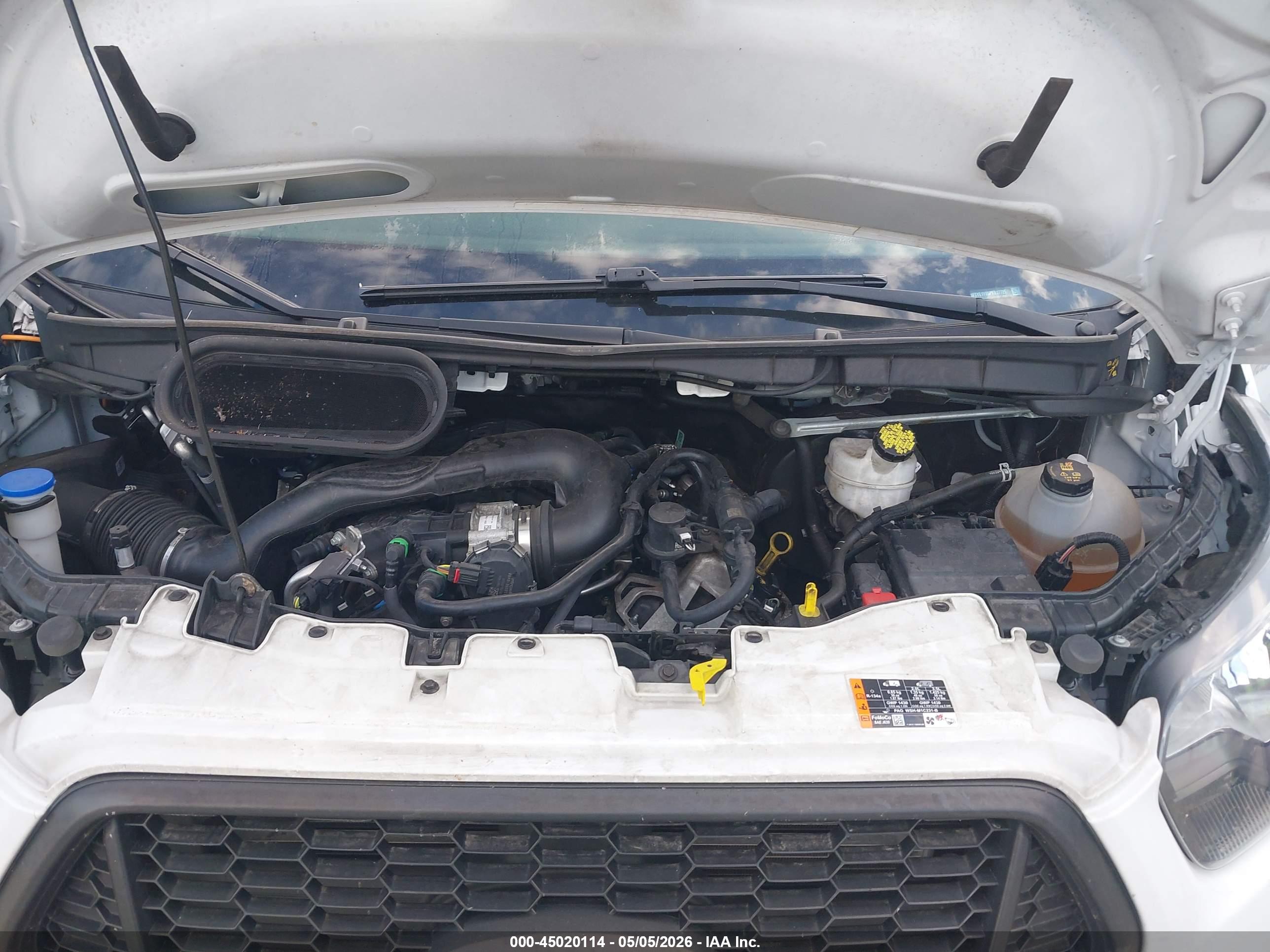 FORD TRANSIT-150 image 10