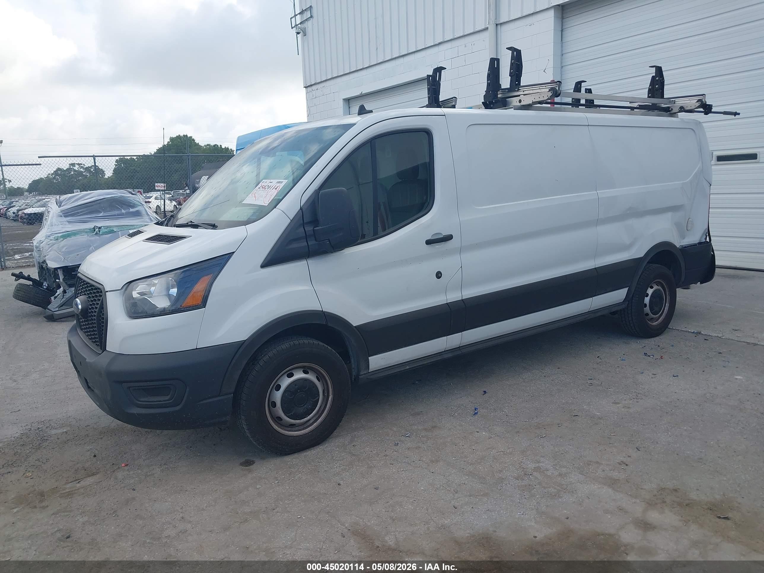 FORD TRANSIT-150 image 2