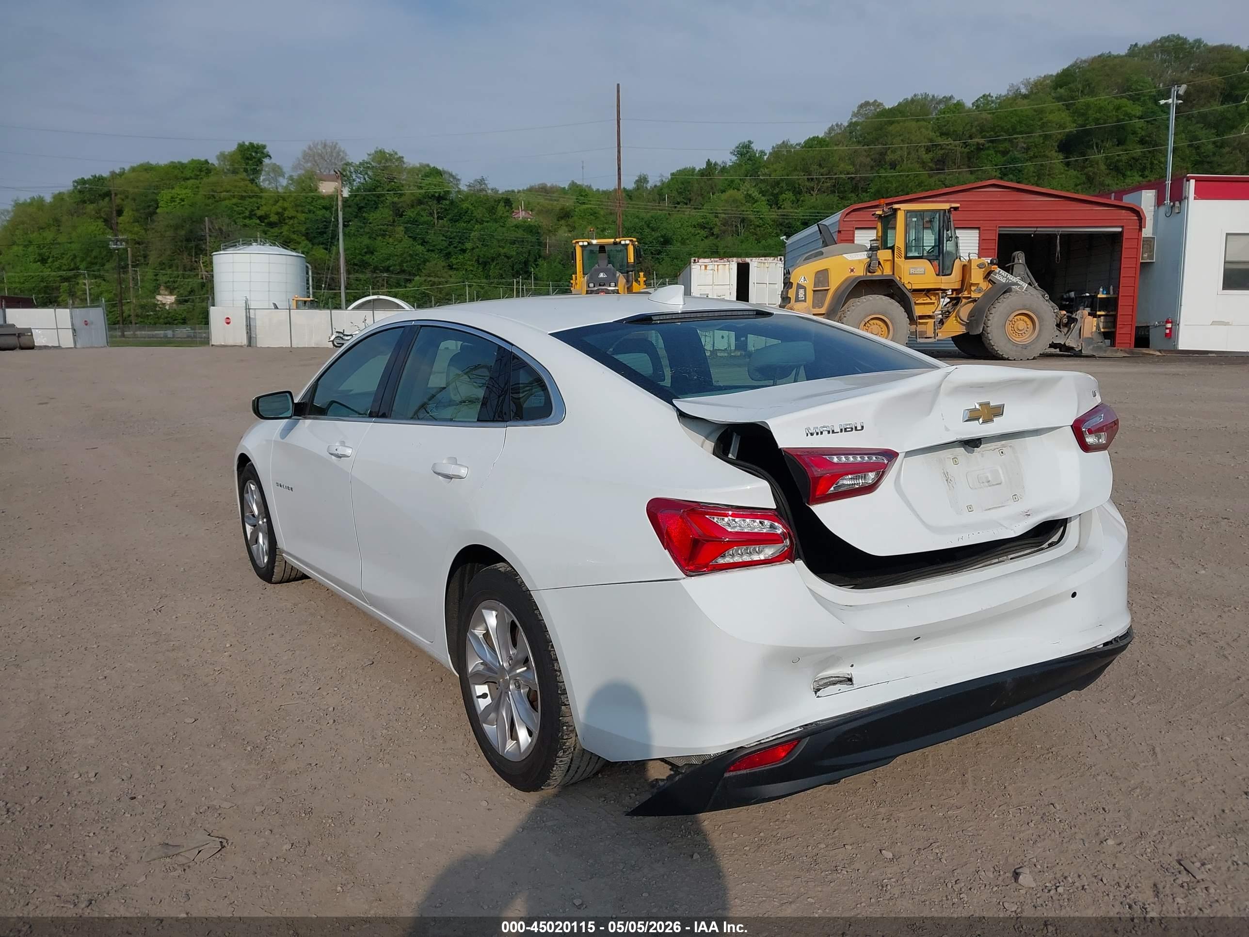 CHEVROLET MALIBU image 3