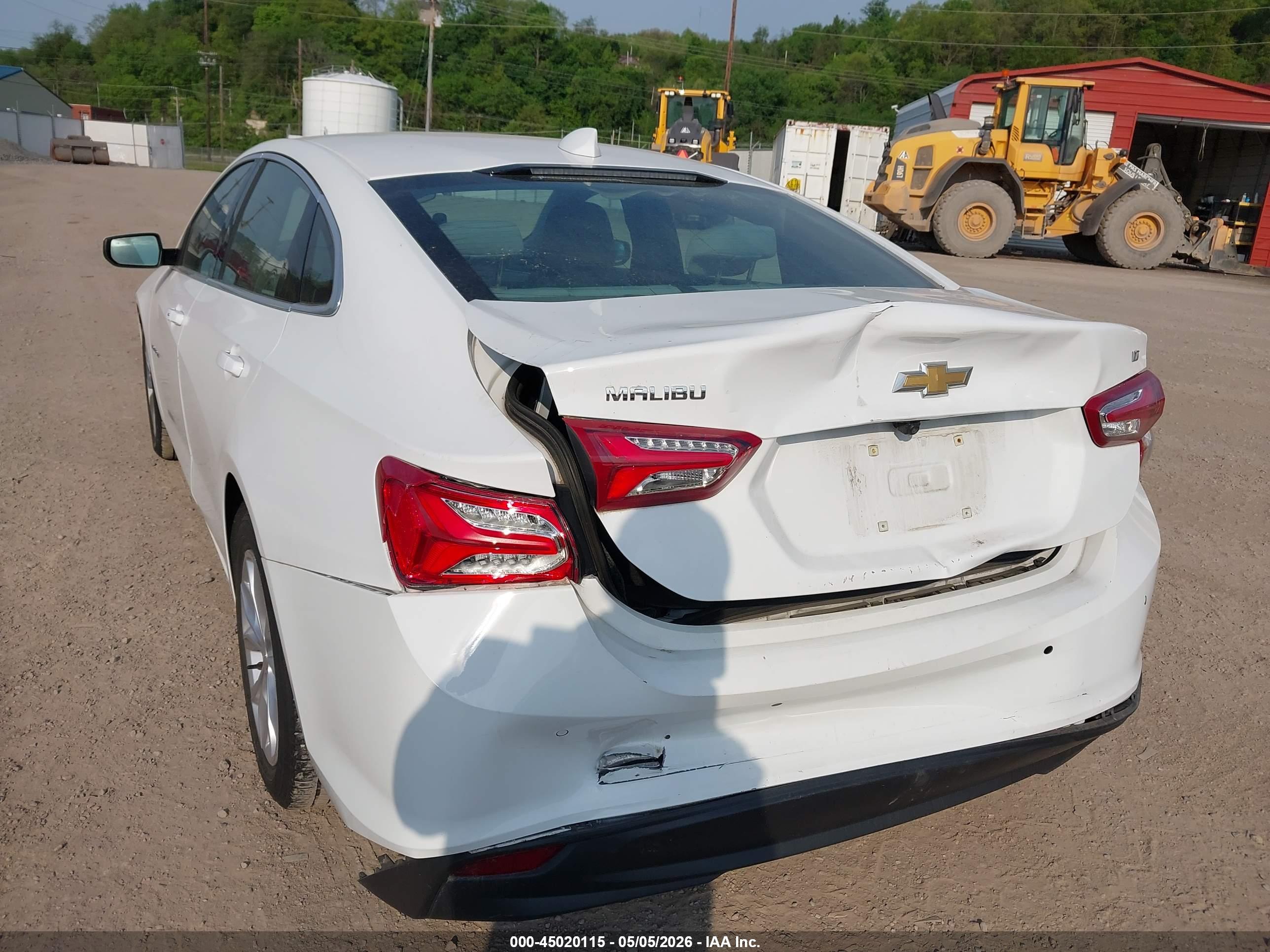 CHEVROLET MALIBU image 6