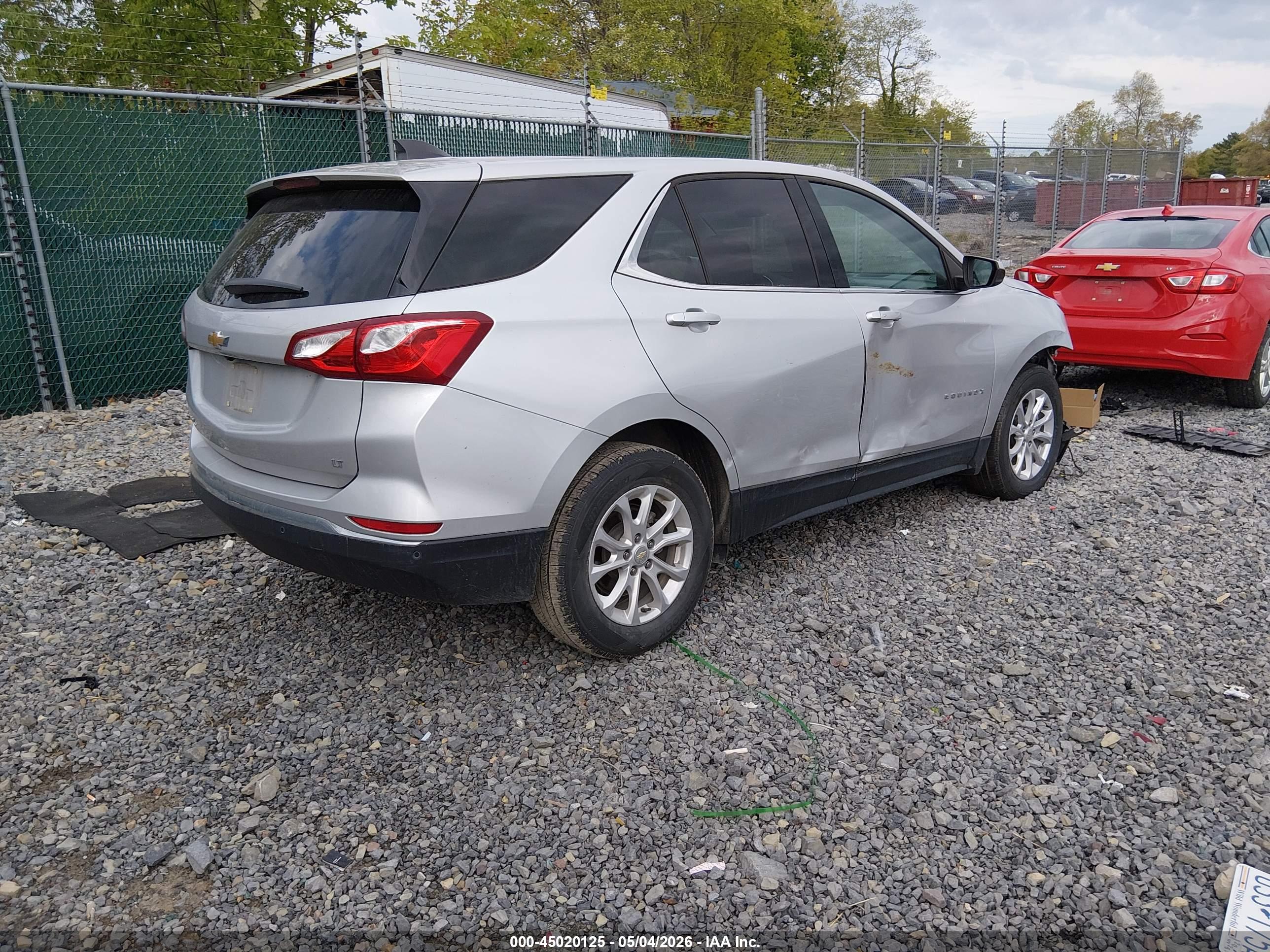 CHEVROLET EQUINOX image 4