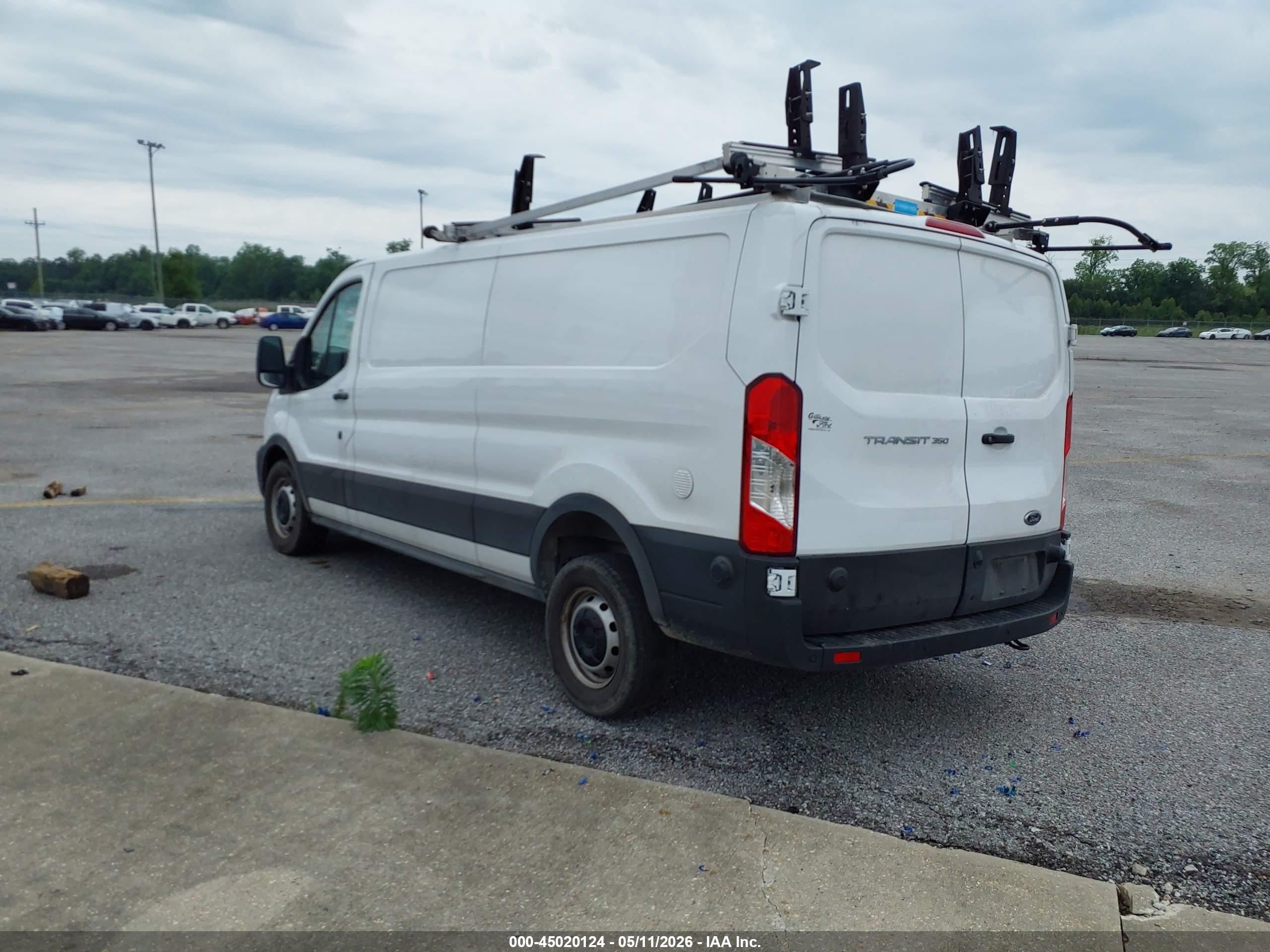 FORD TRANSIT-350 image 3