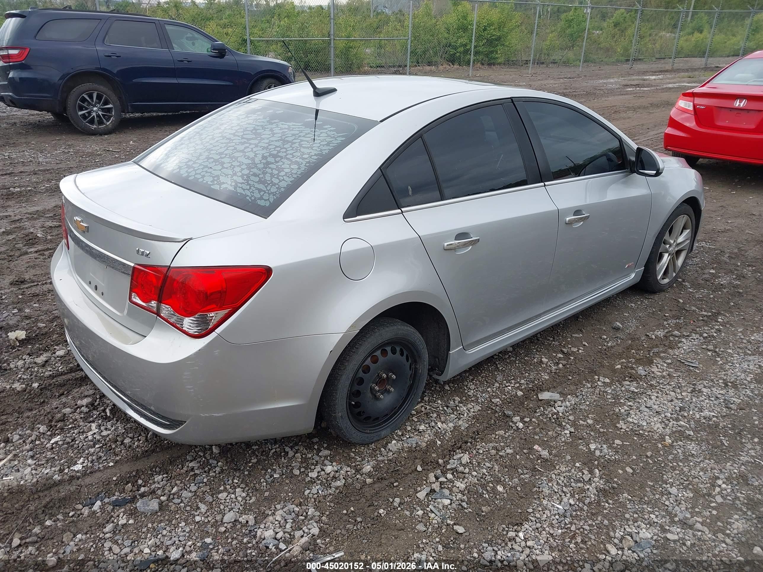 CHEVROLET CRUZE image 4