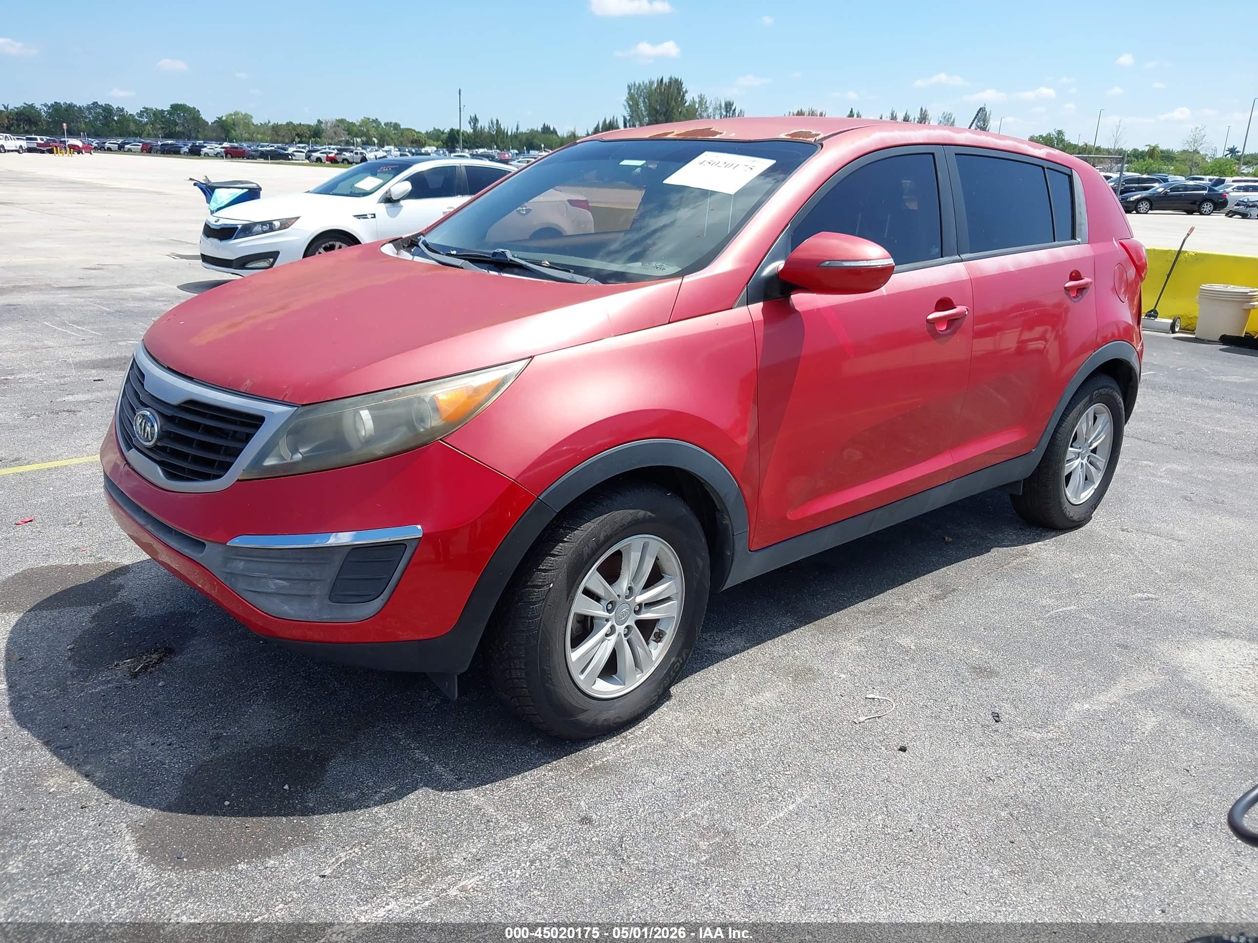 KIA SPORTAGE image 2