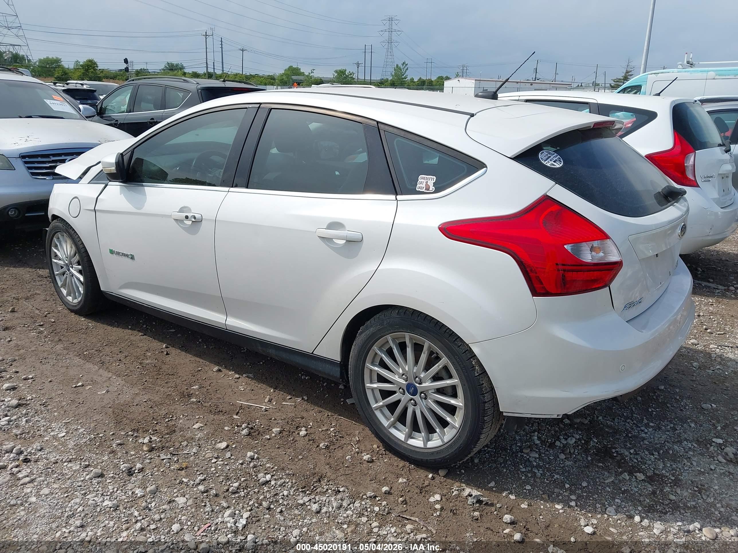 FORD FOCUS image 3