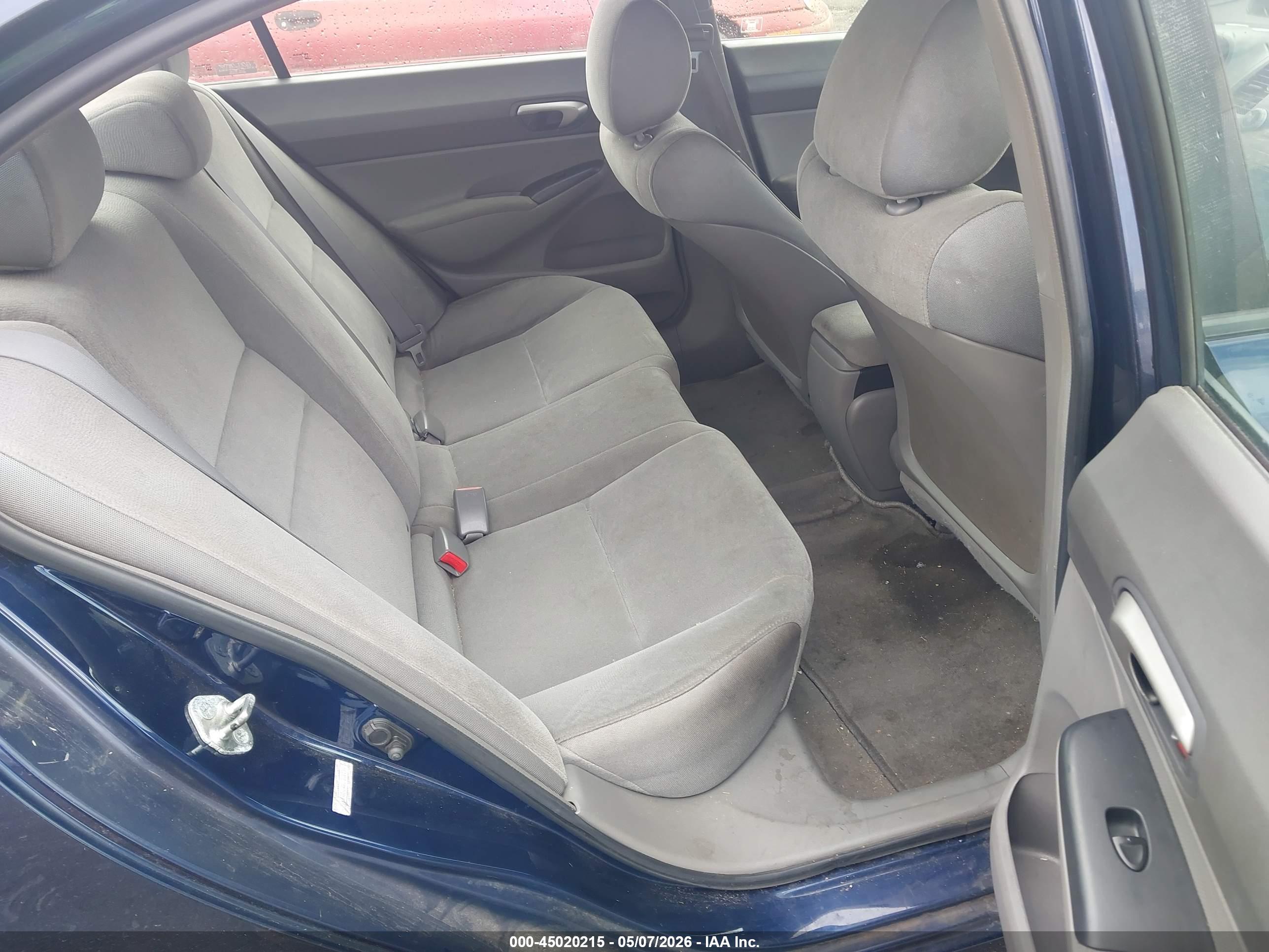 HONDA CIVIC image 8