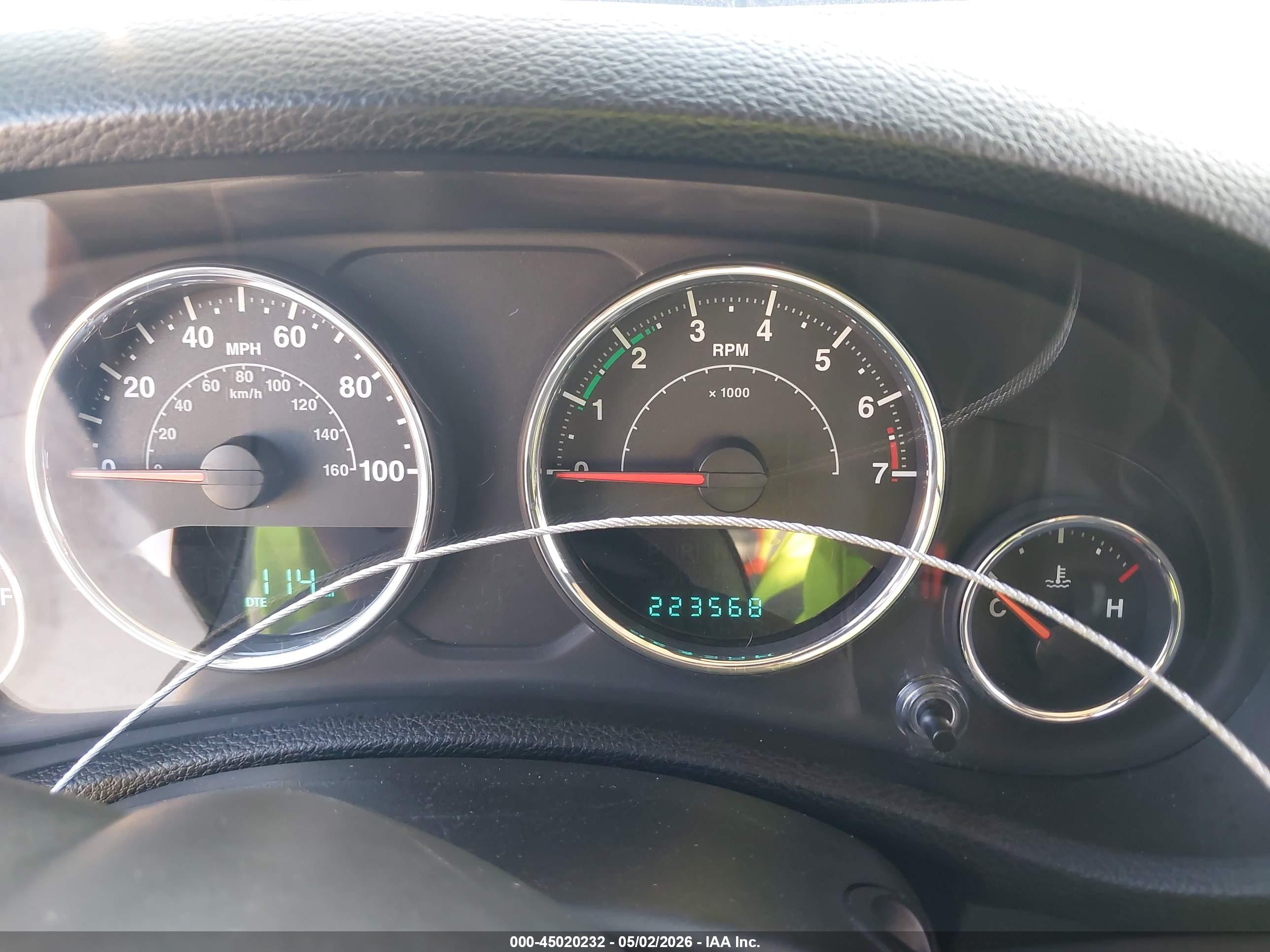 JEEP WRANGLER image 7