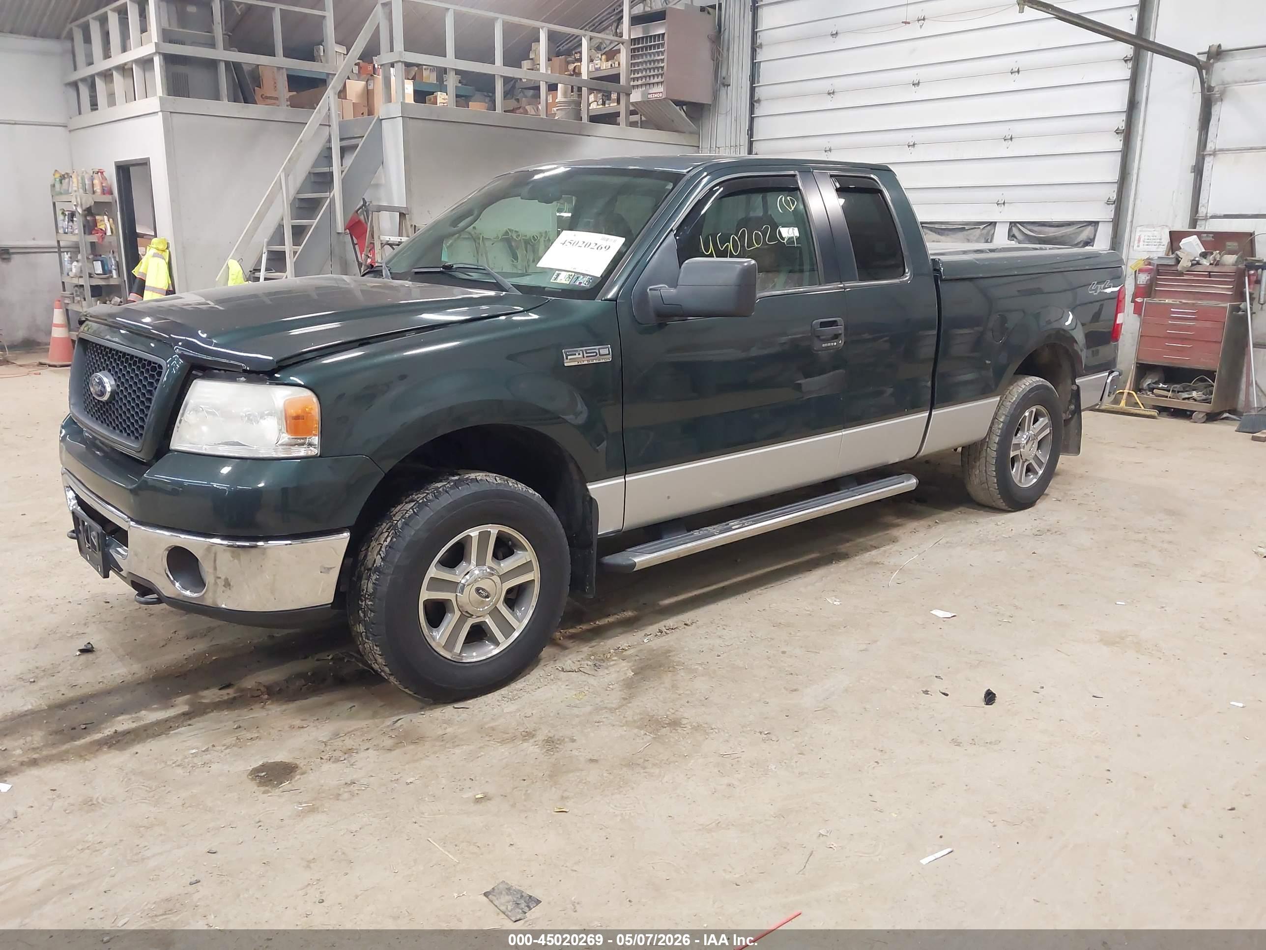 FORD F-150 image 2