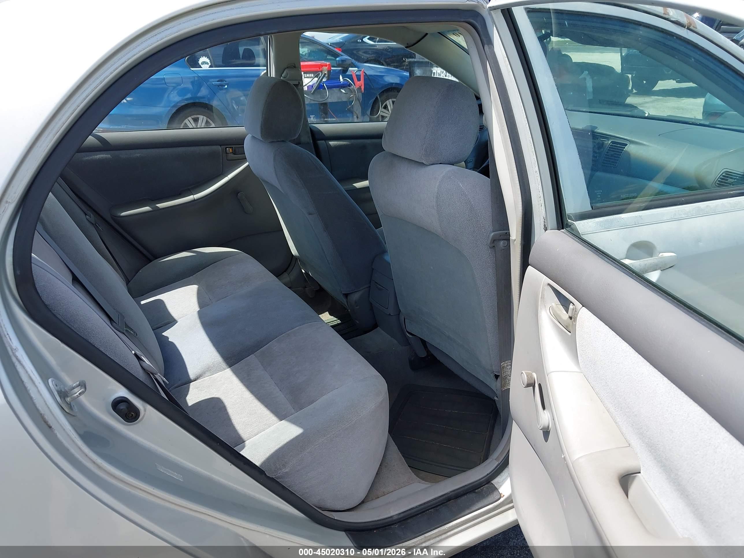TOYOTA COROLLA image 8