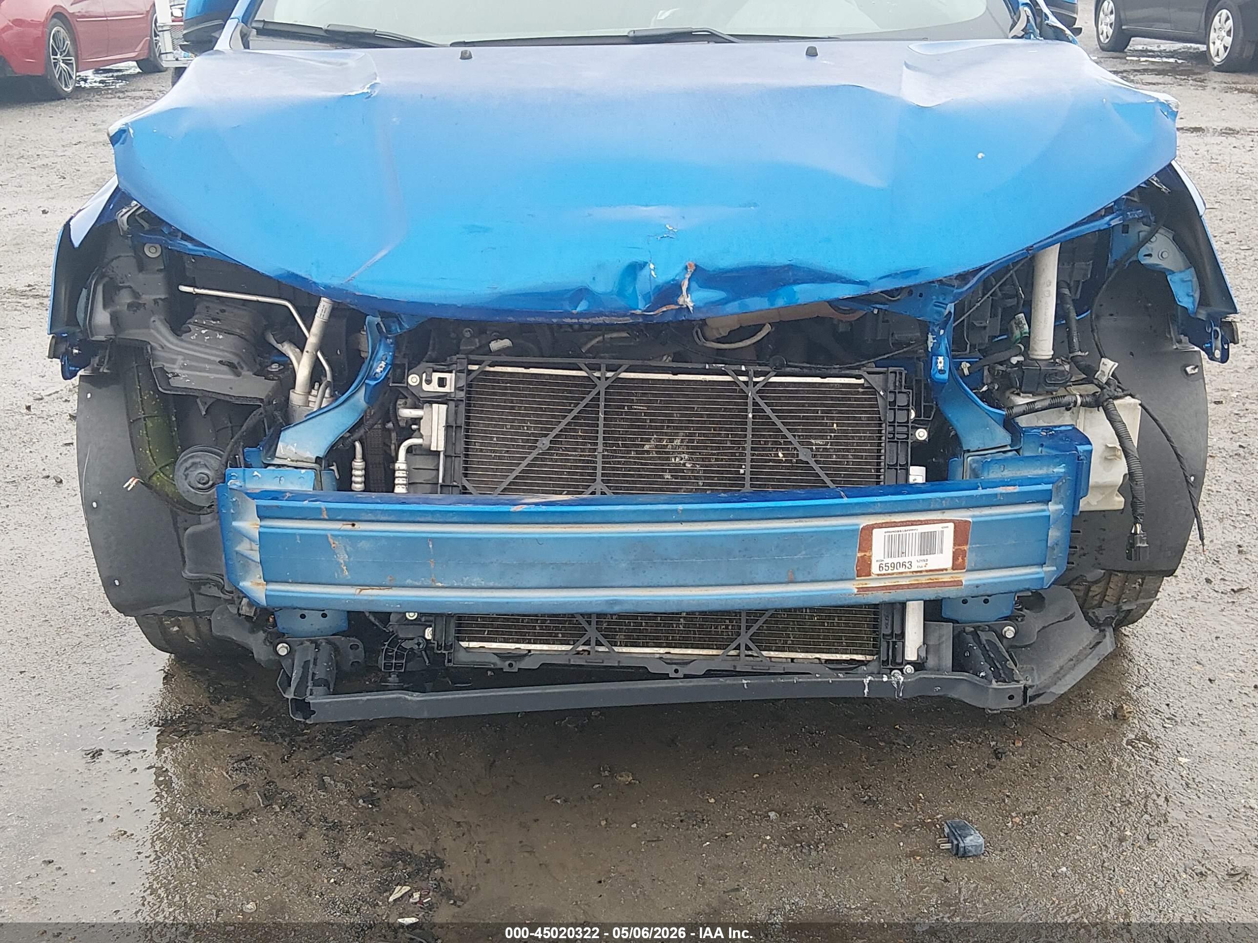 CHEVROLET SONIC image 6