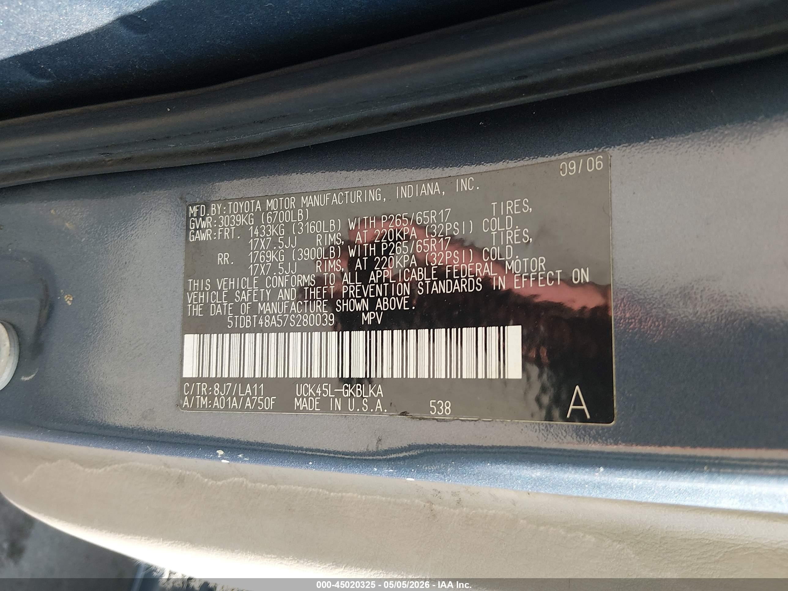 TOYOTA SEQUOIA image 9