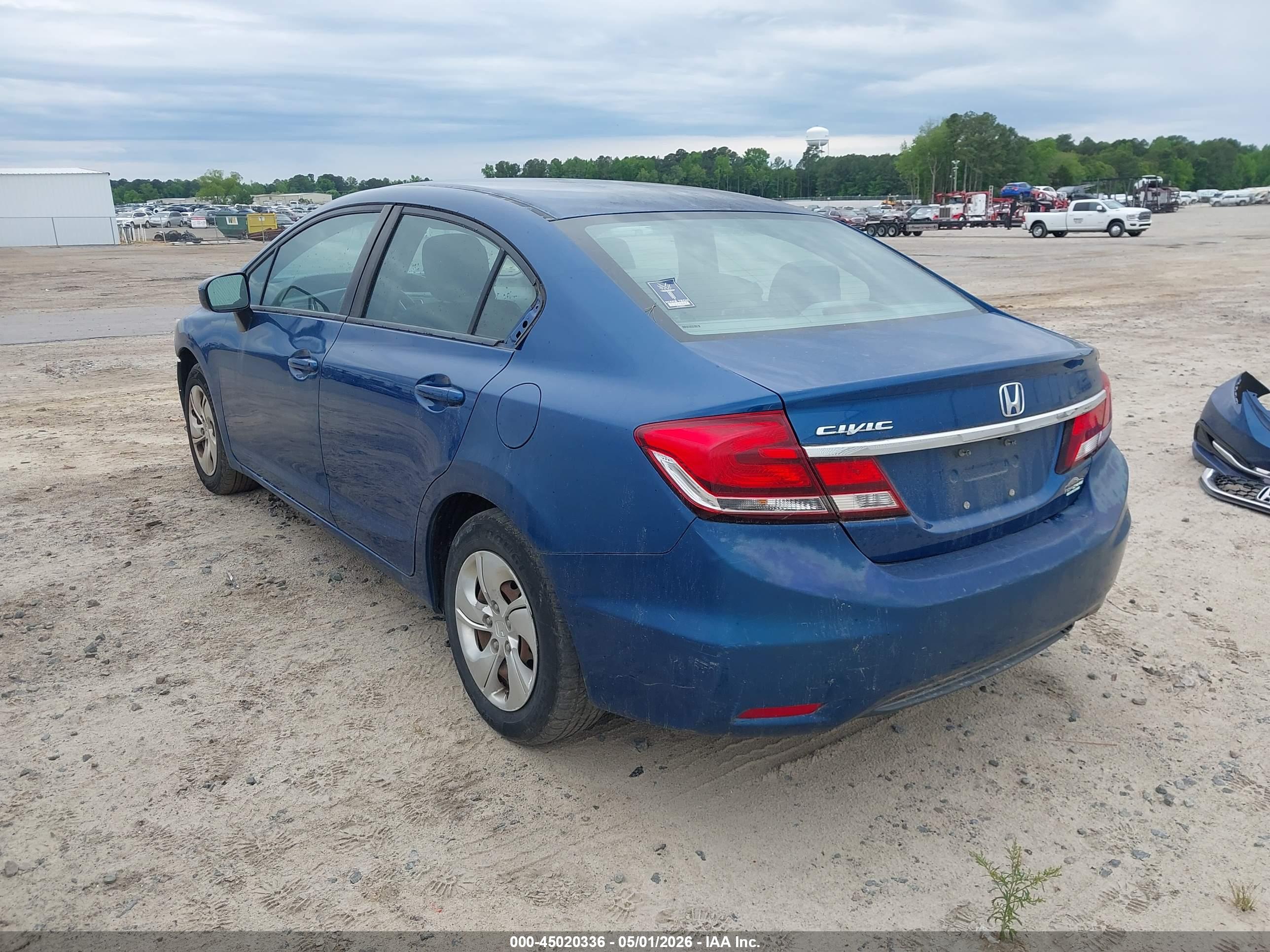 HONDA CIVIC image 3