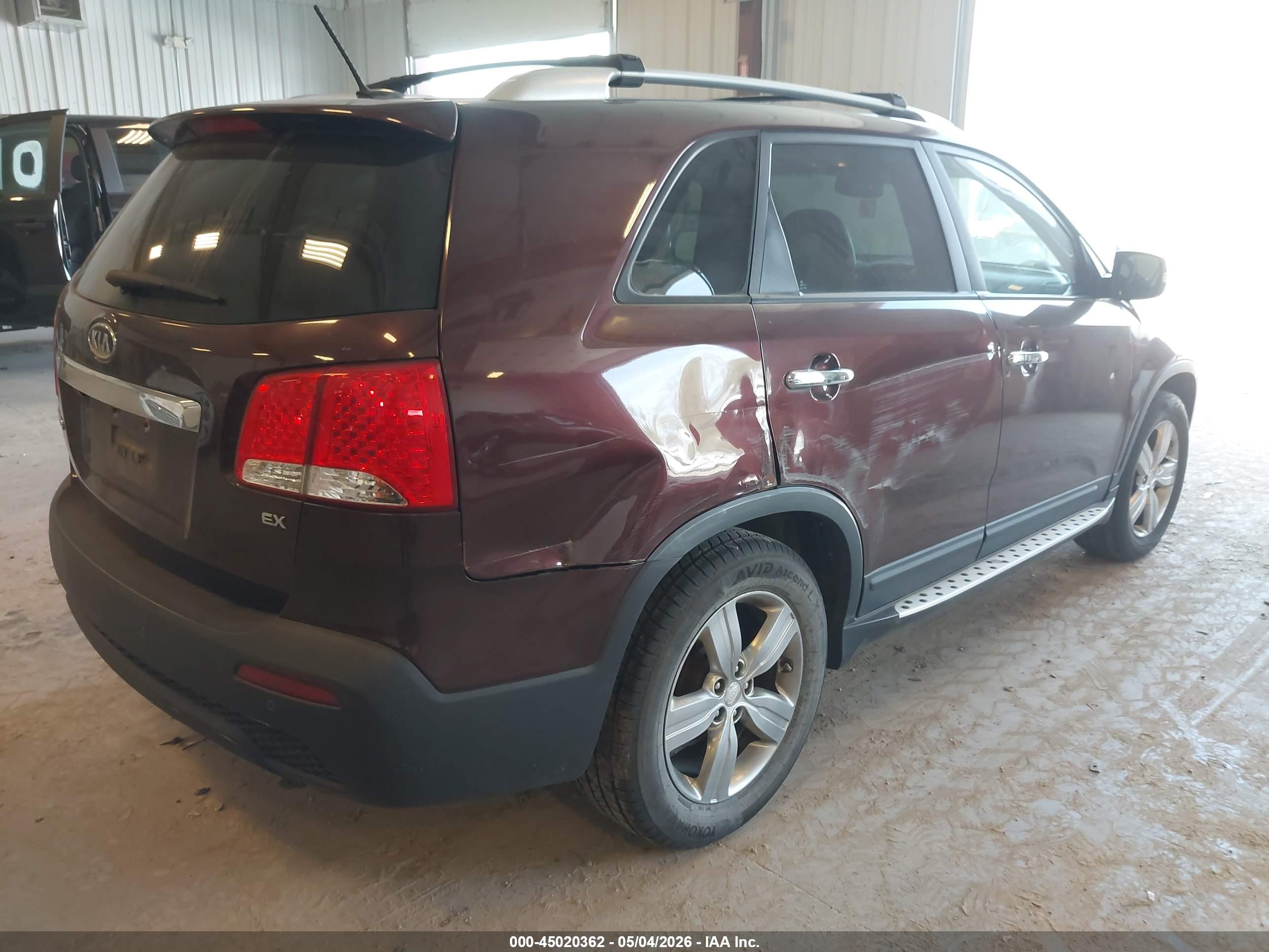 KIA SORENTO image 4