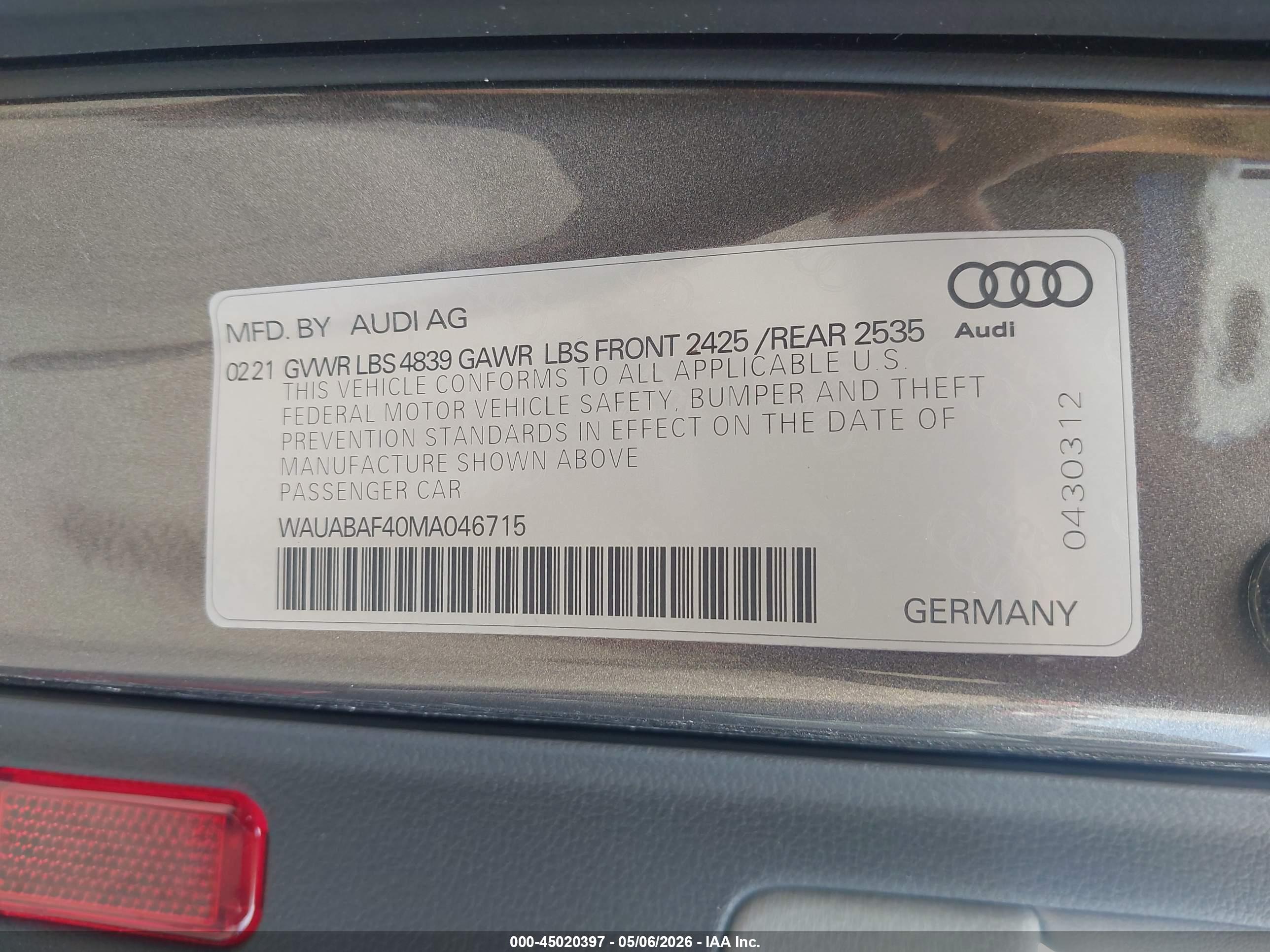 AUDI A4 image 9