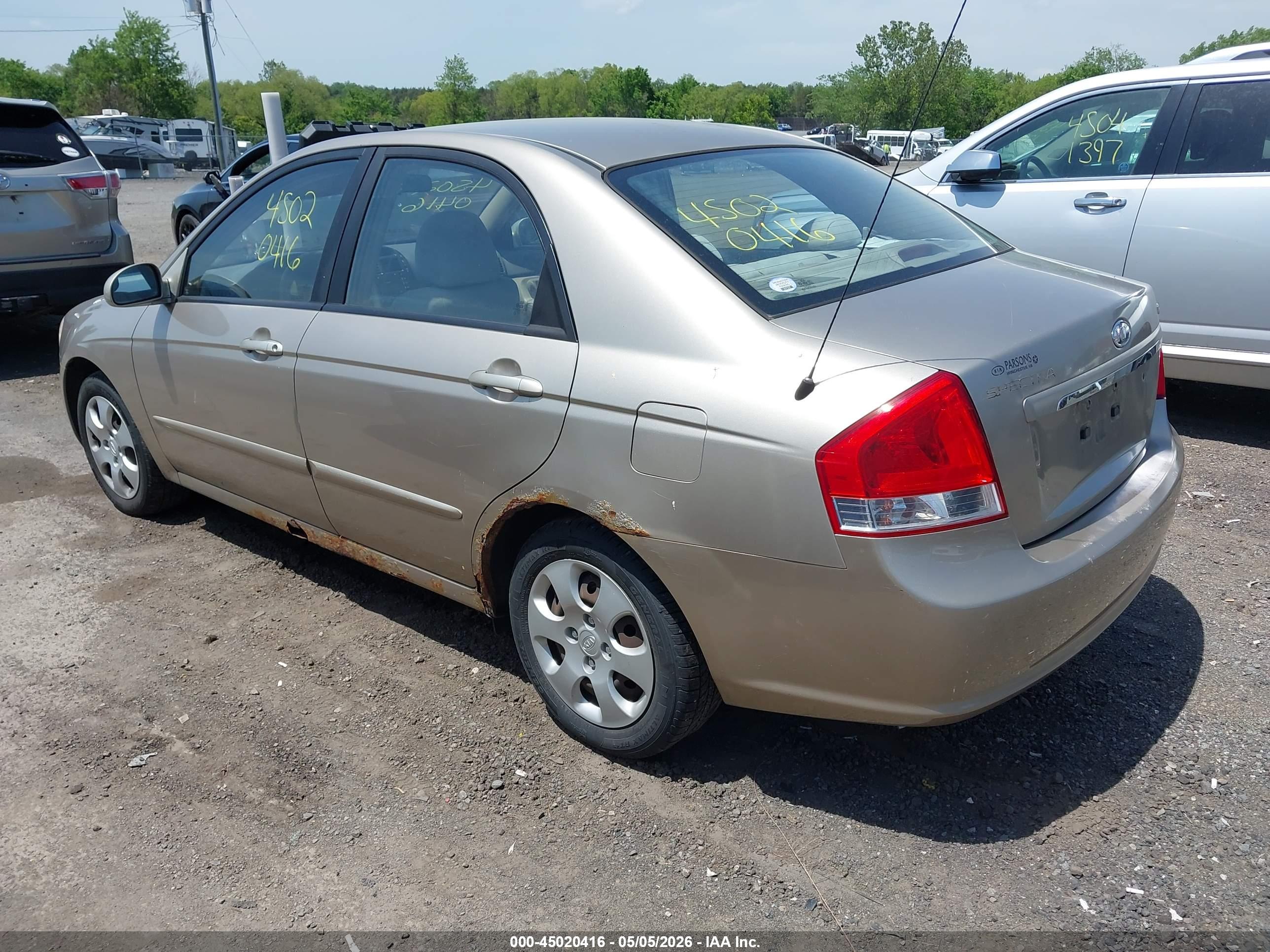 KIA SPECTRA image 3