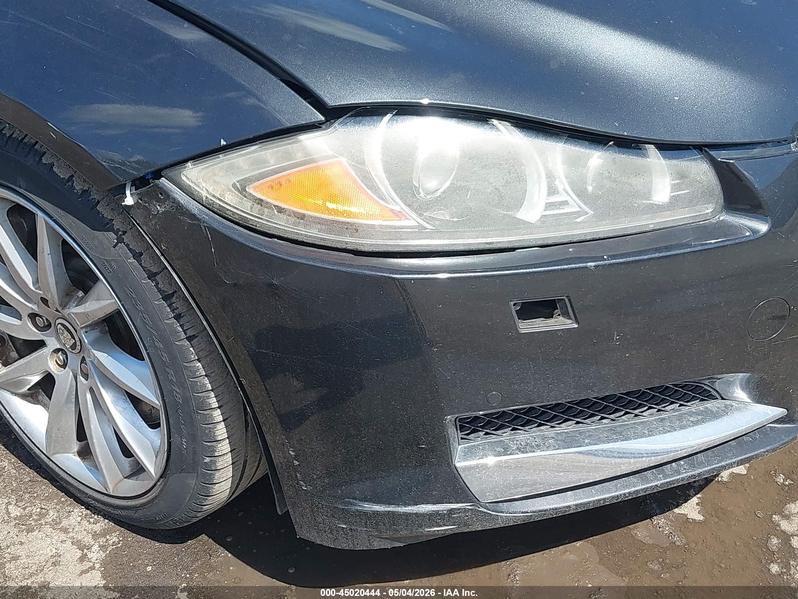JAGUAR XF image 6