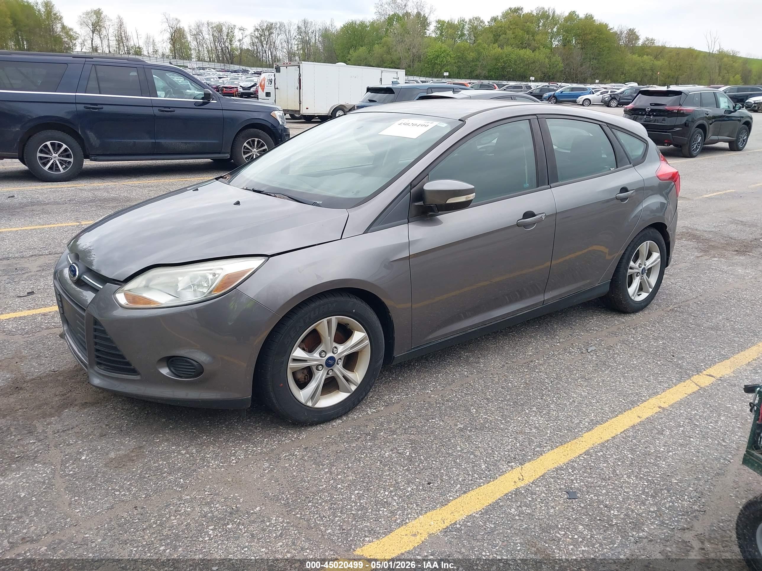 FORD FOCUS image 2
