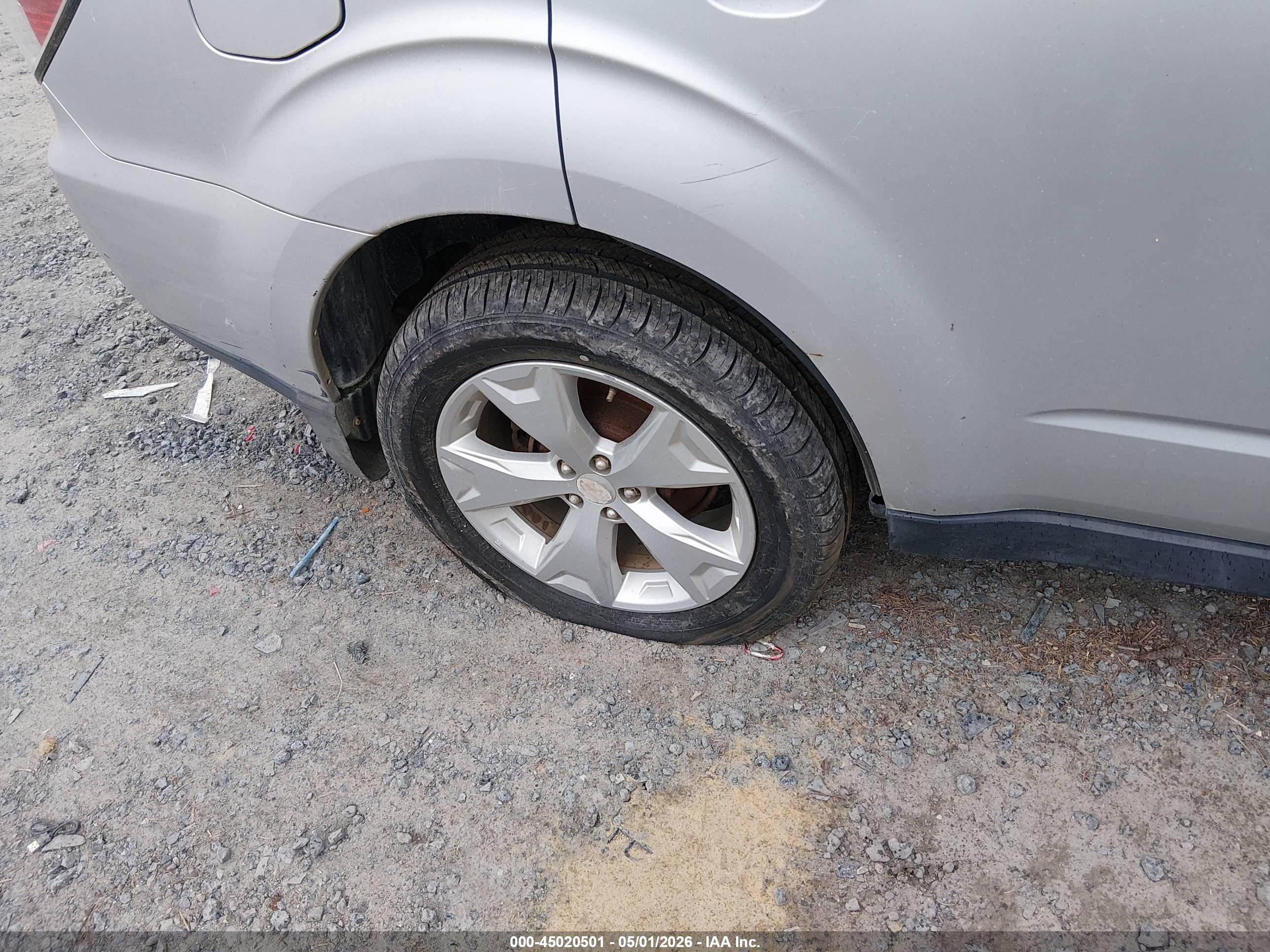 SUBARU FORESTER image 6