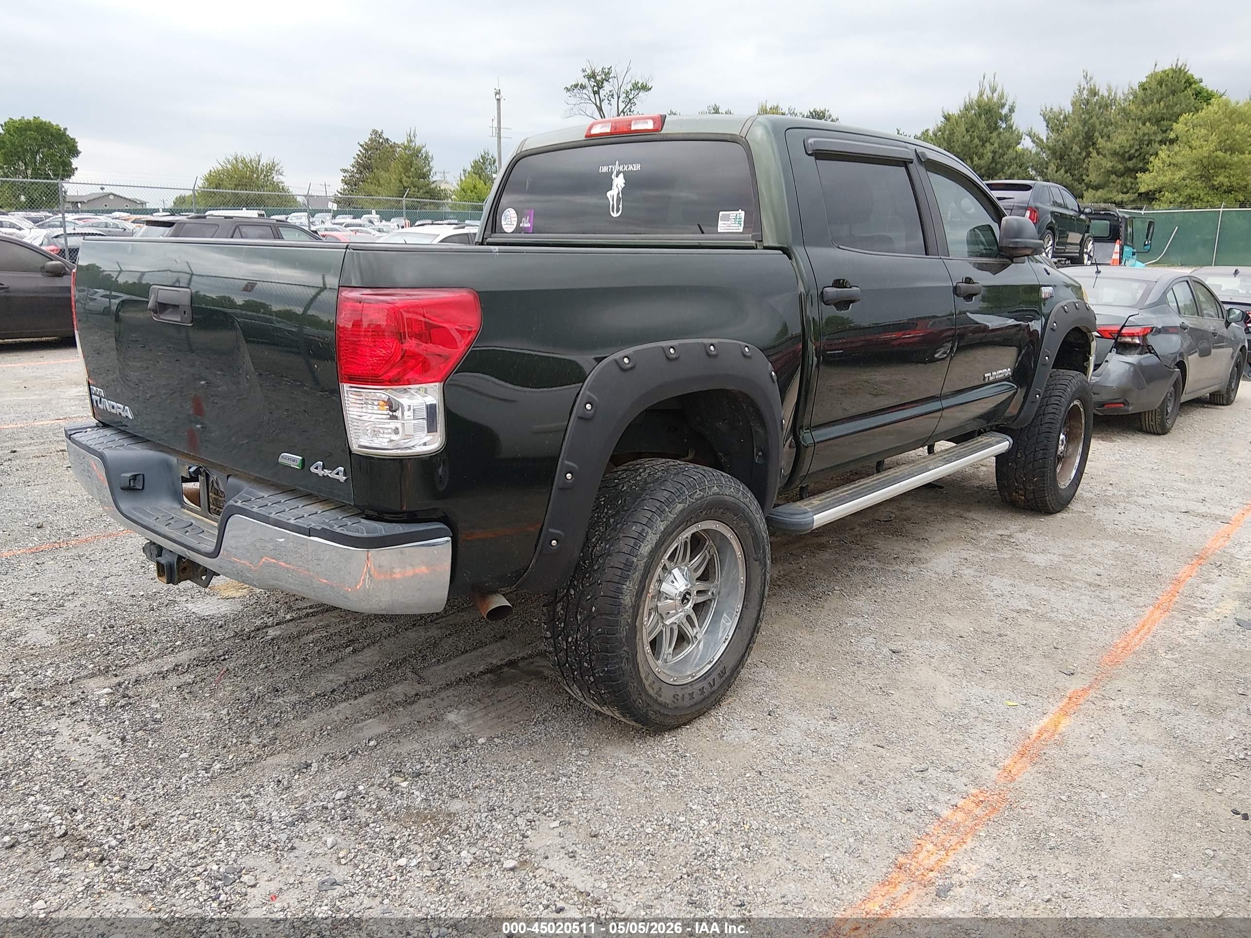 TOYOTA TUNDRA image 4