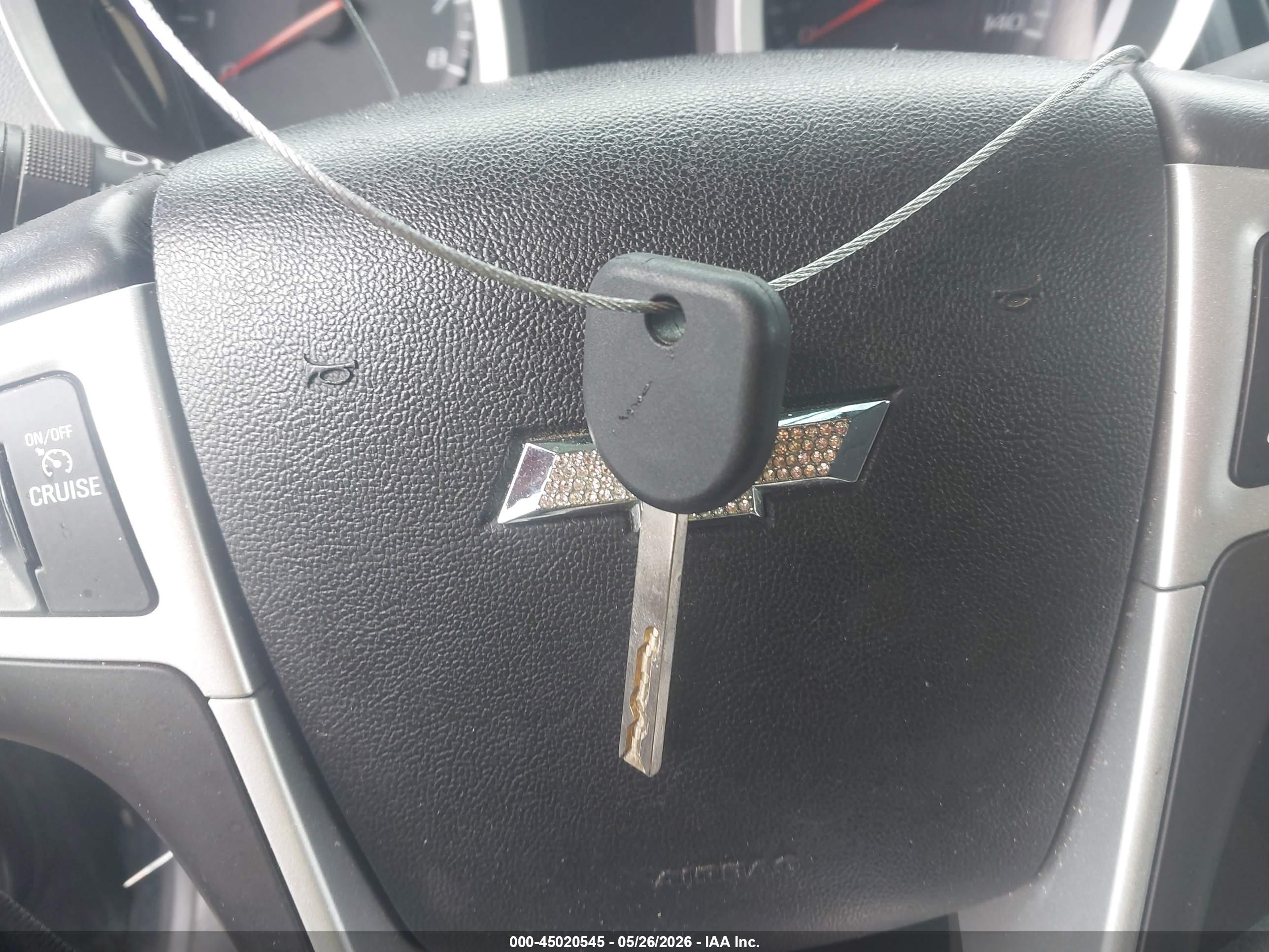 CHEVROLET EQUINOX image 11
