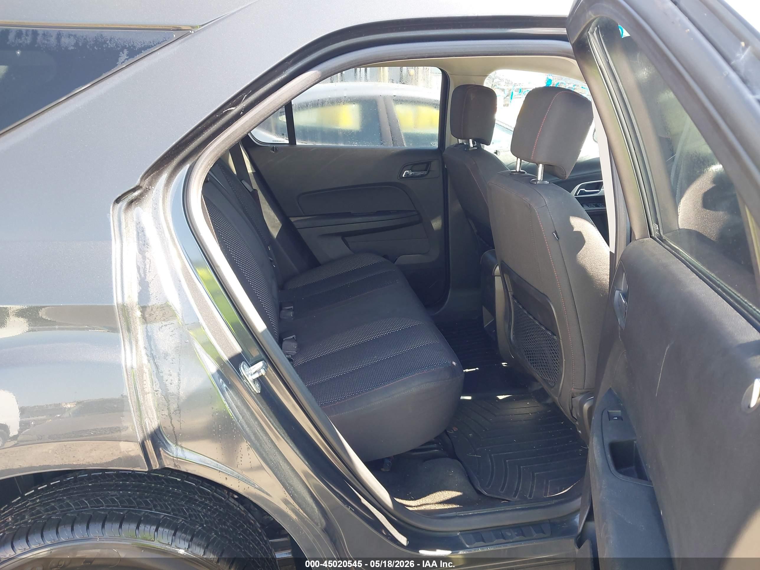CHEVROLET EQUINOX image 8