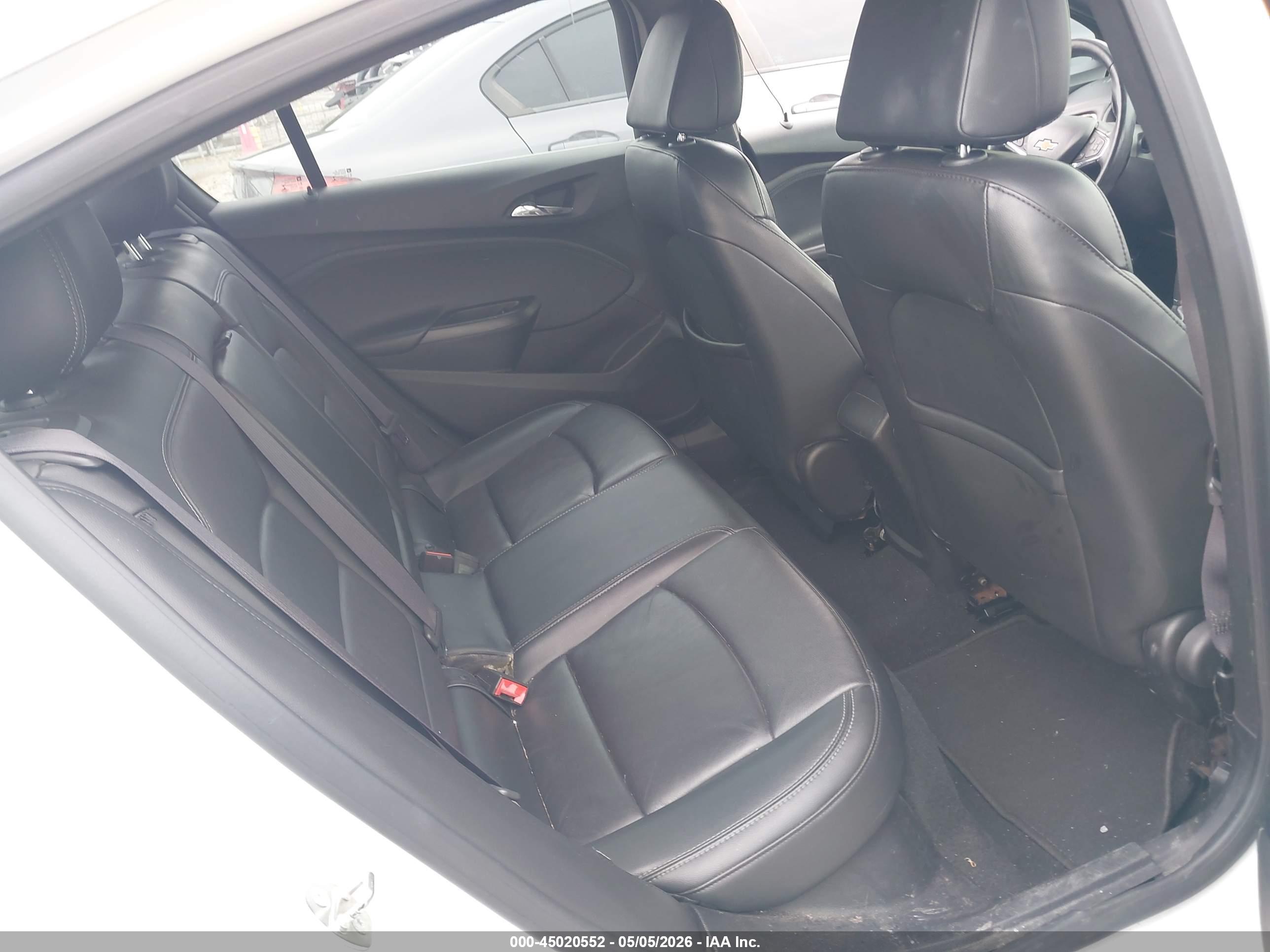 CHEVROLET CRUZE image 8
