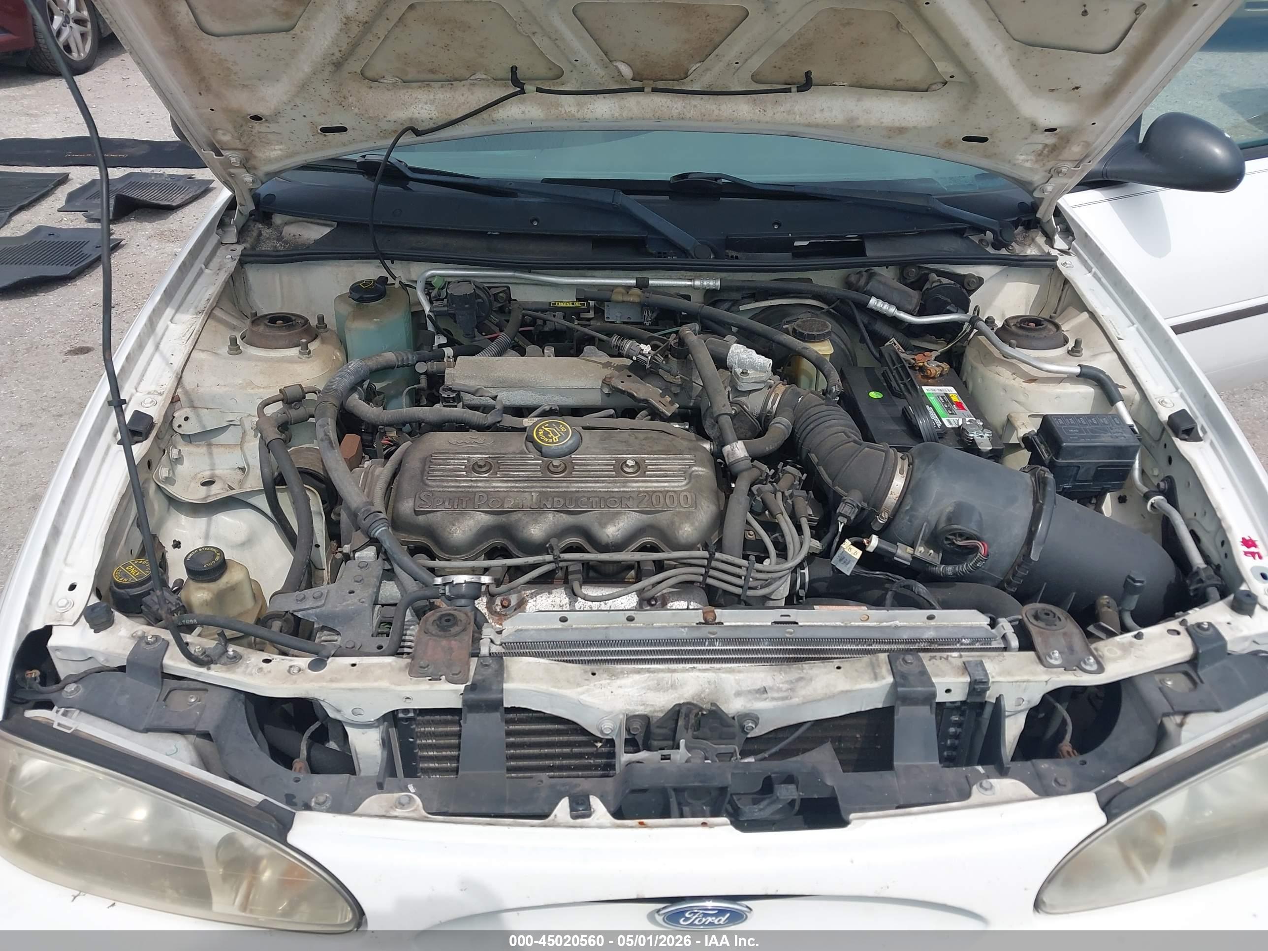 FORD ESCORT image 10
