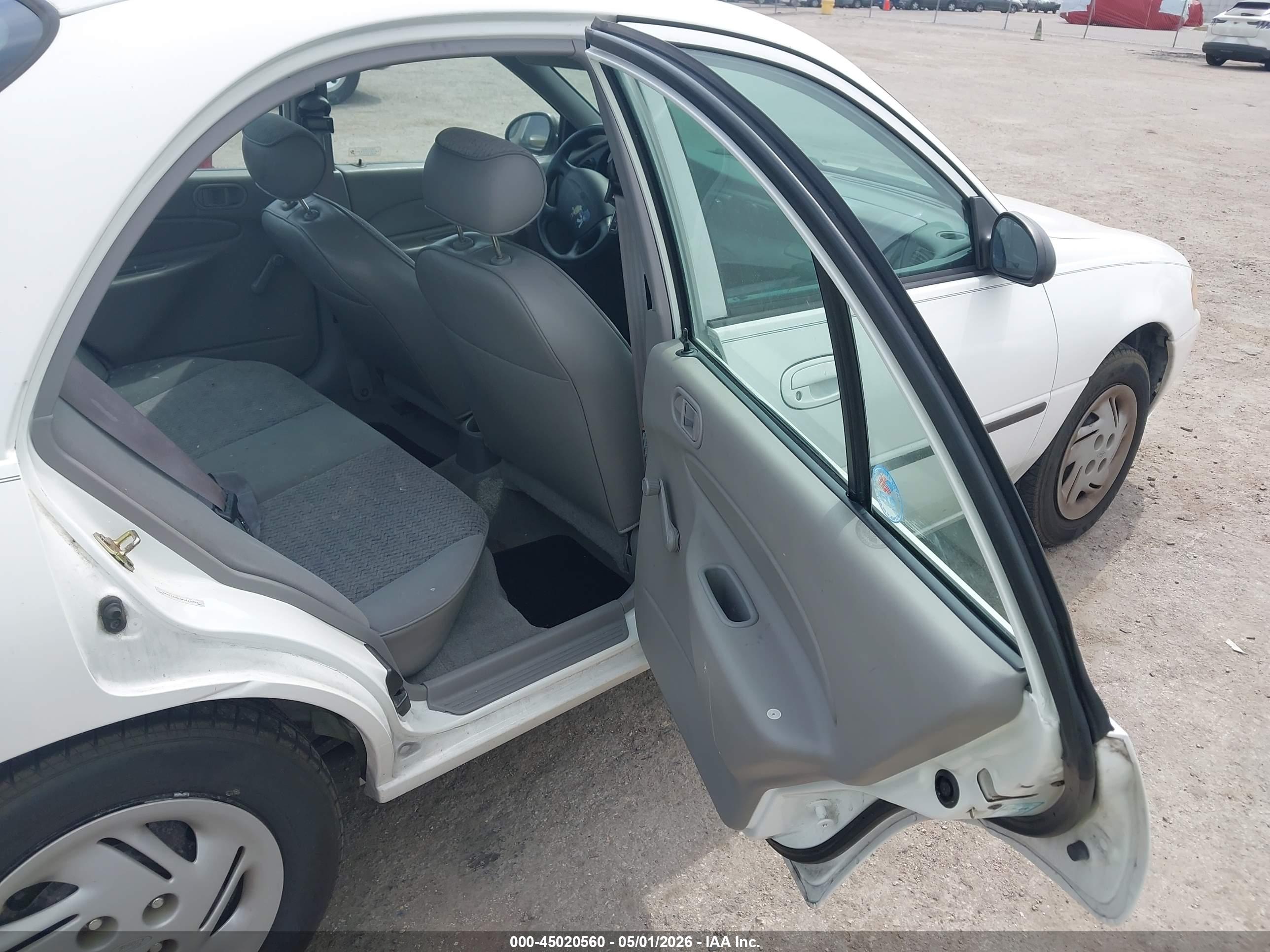 FORD ESCORT image 8