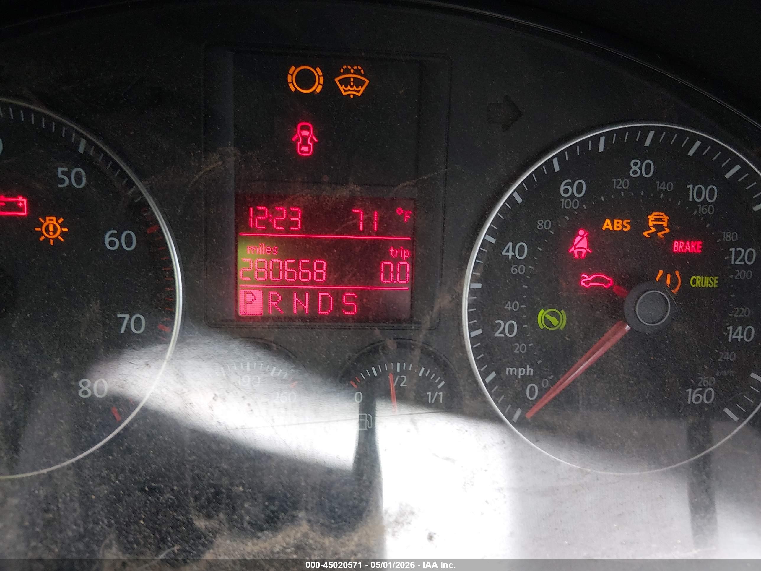 VOLKSWAGEN JETTA image 7