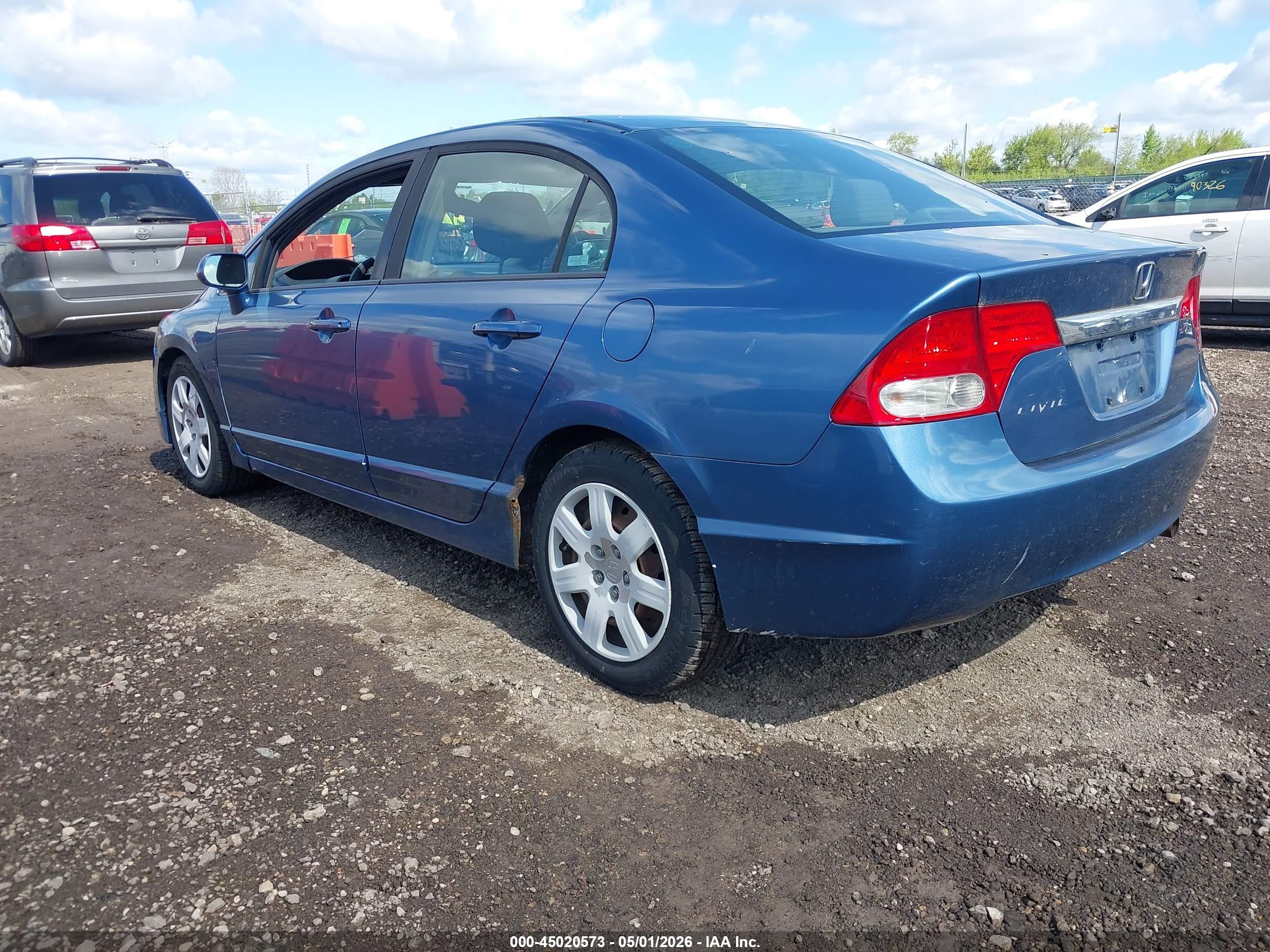 HONDA CIVIC image 3