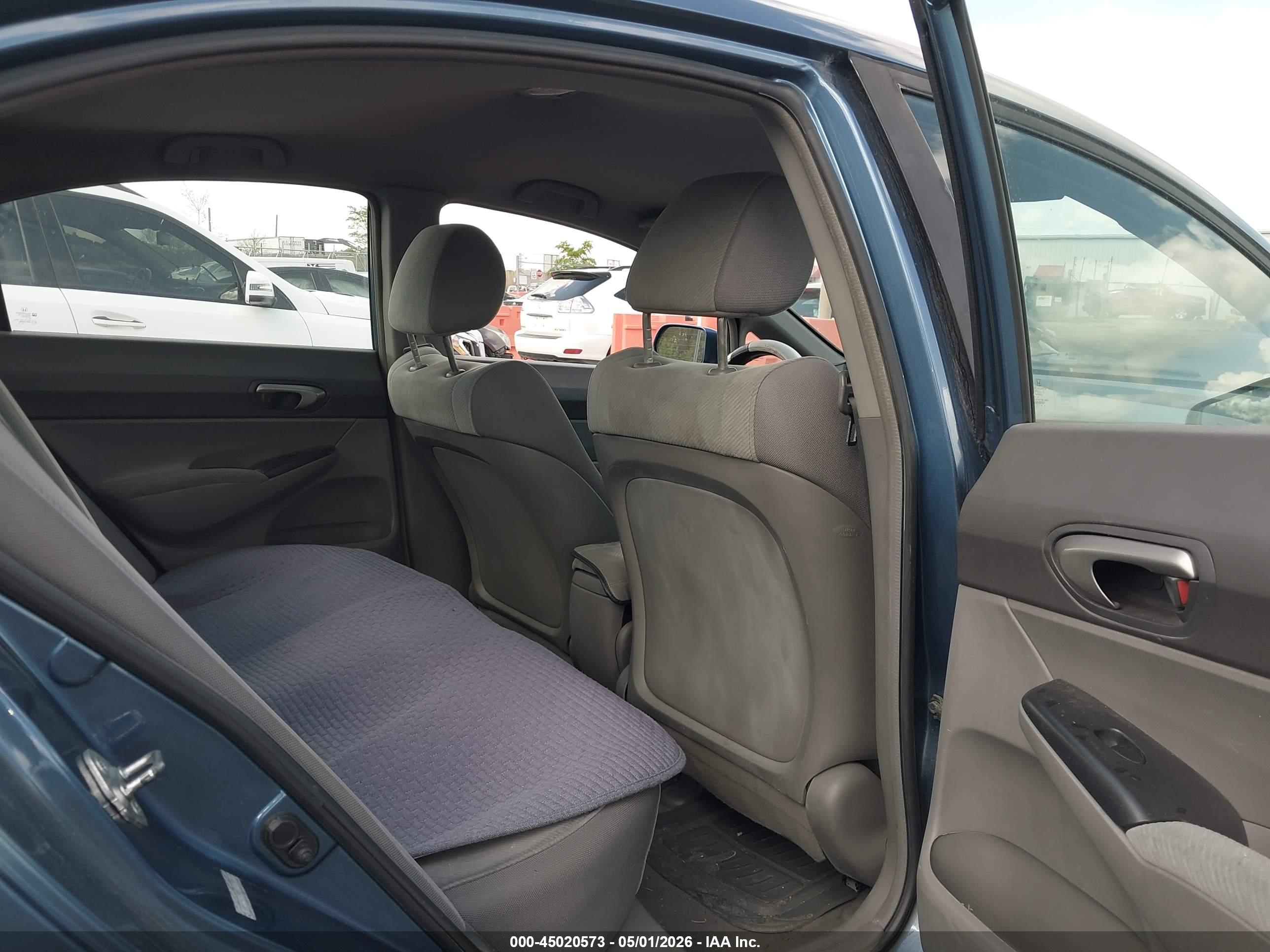 HONDA CIVIC image 8