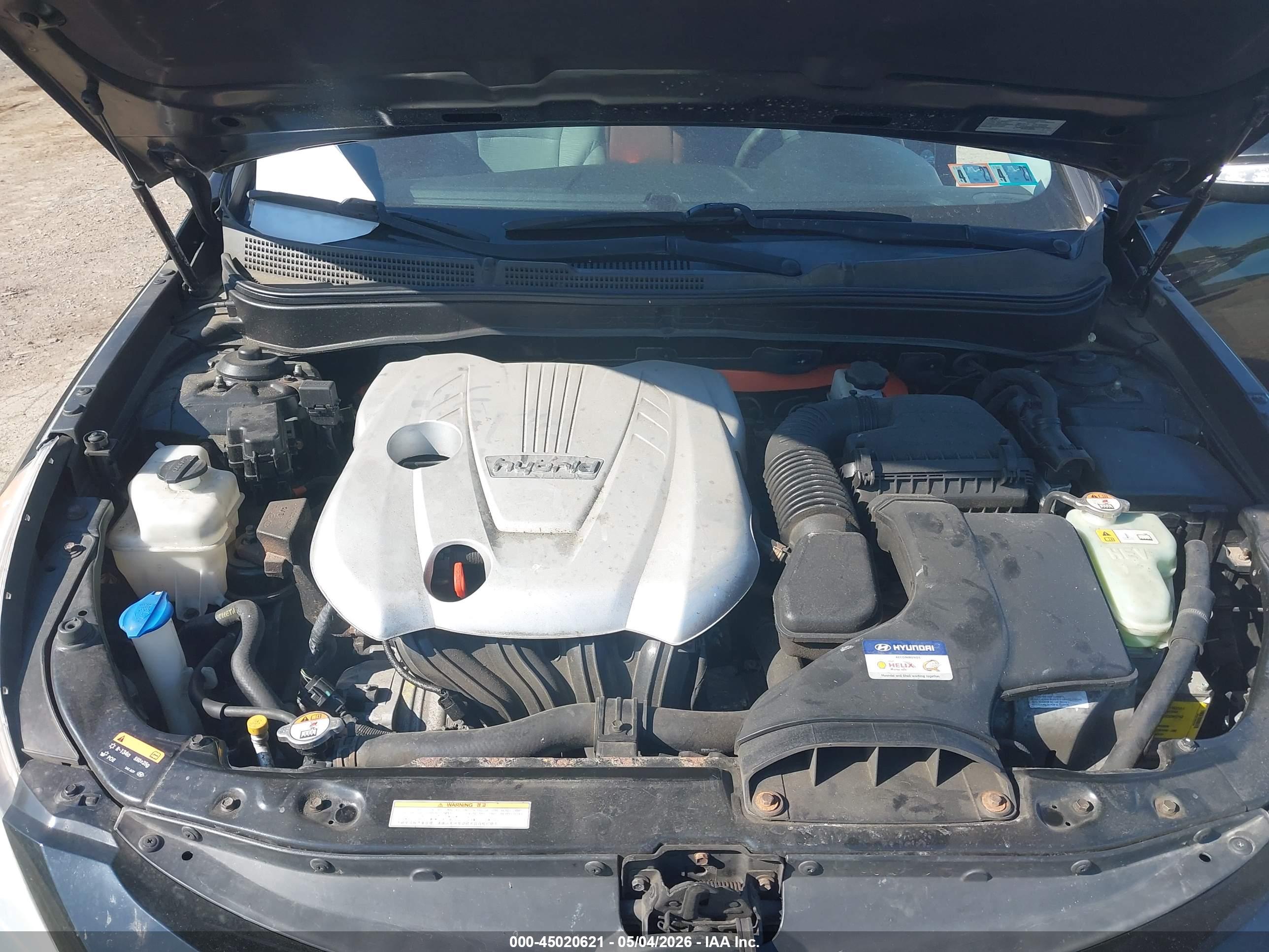 HYUNDAI SONATA image 10