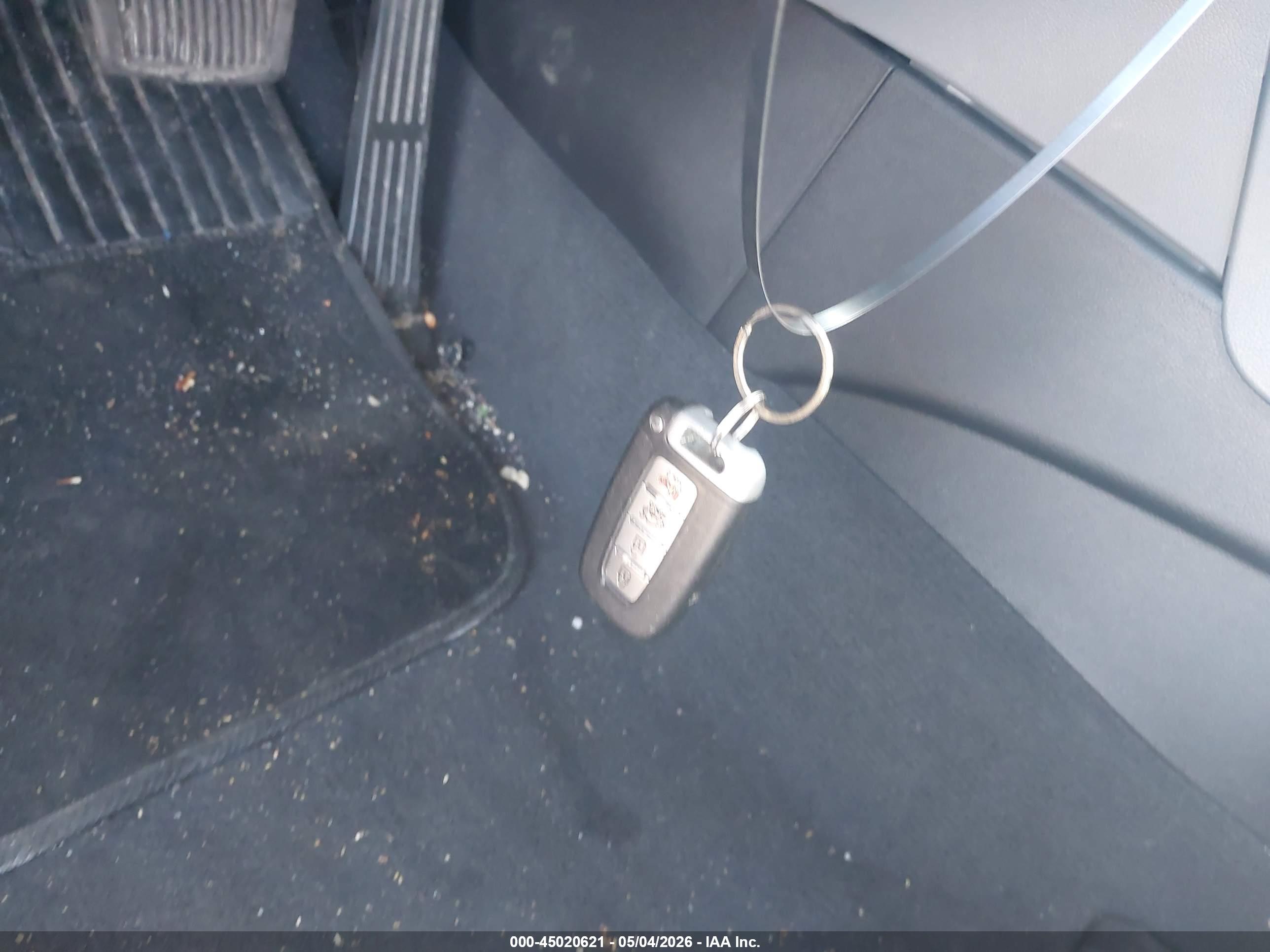 HYUNDAI SONATA image 11
