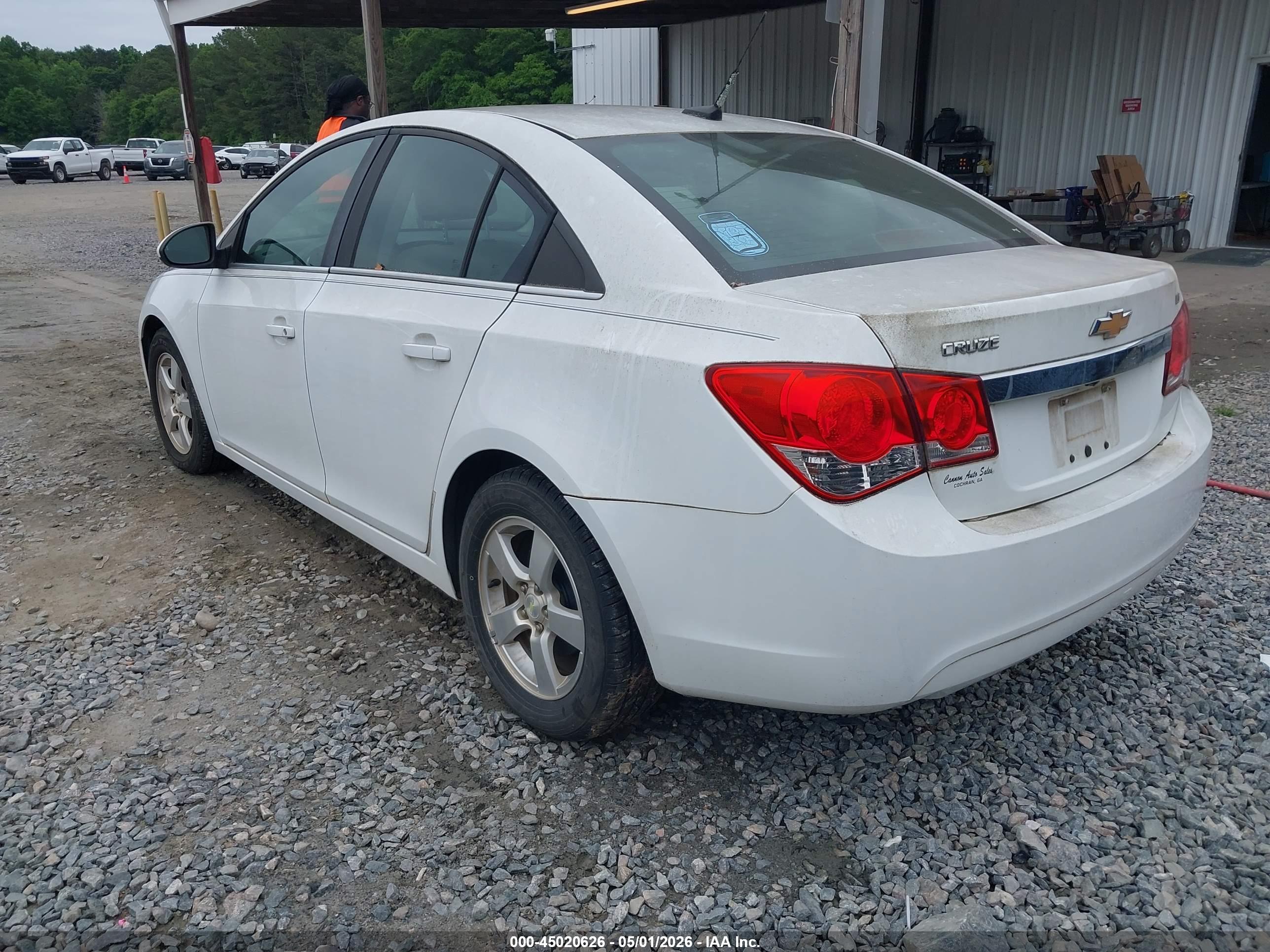 CHEVROLET CRUZE image 3
