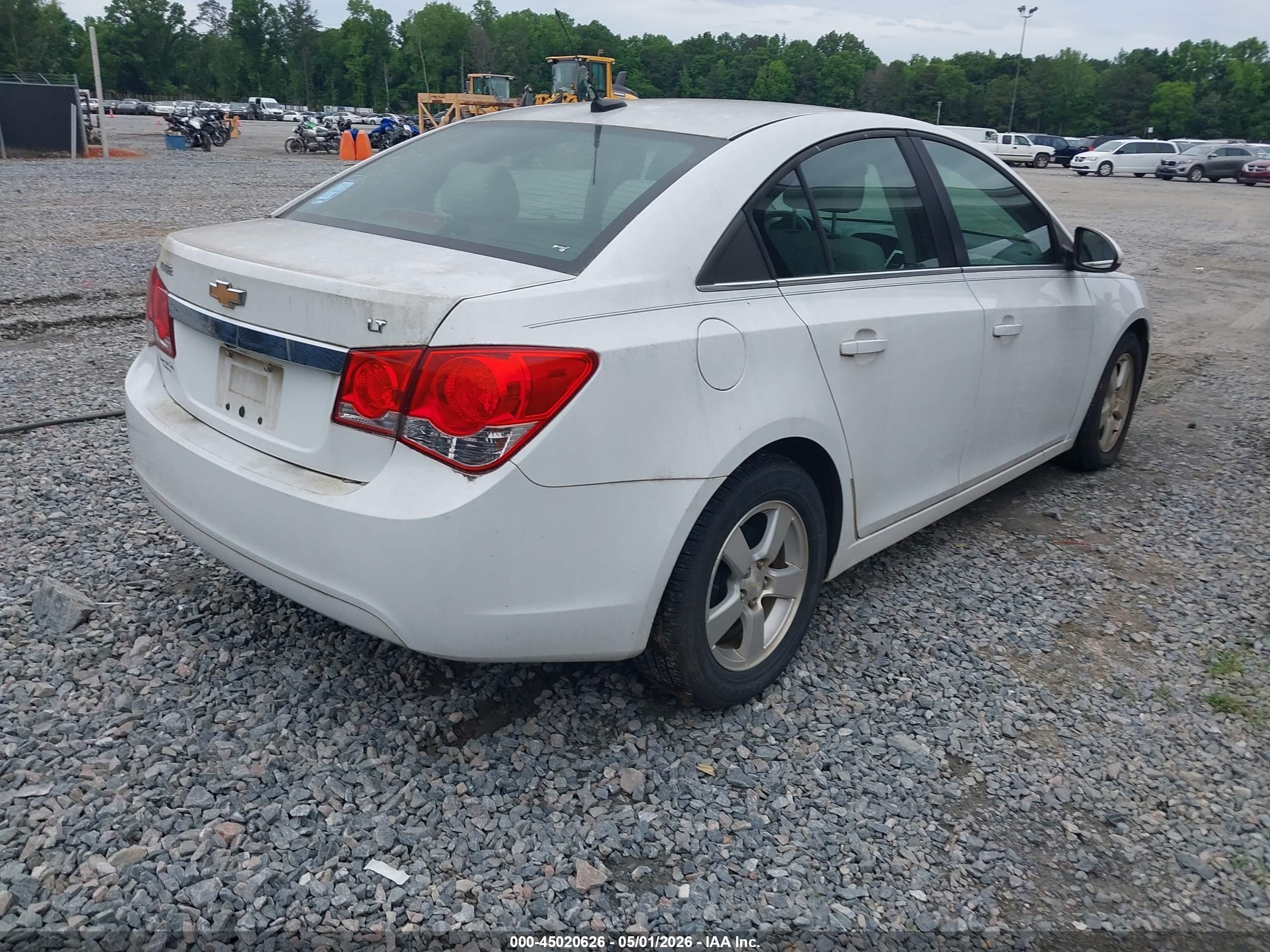CHEVROLET CRUZE image 4