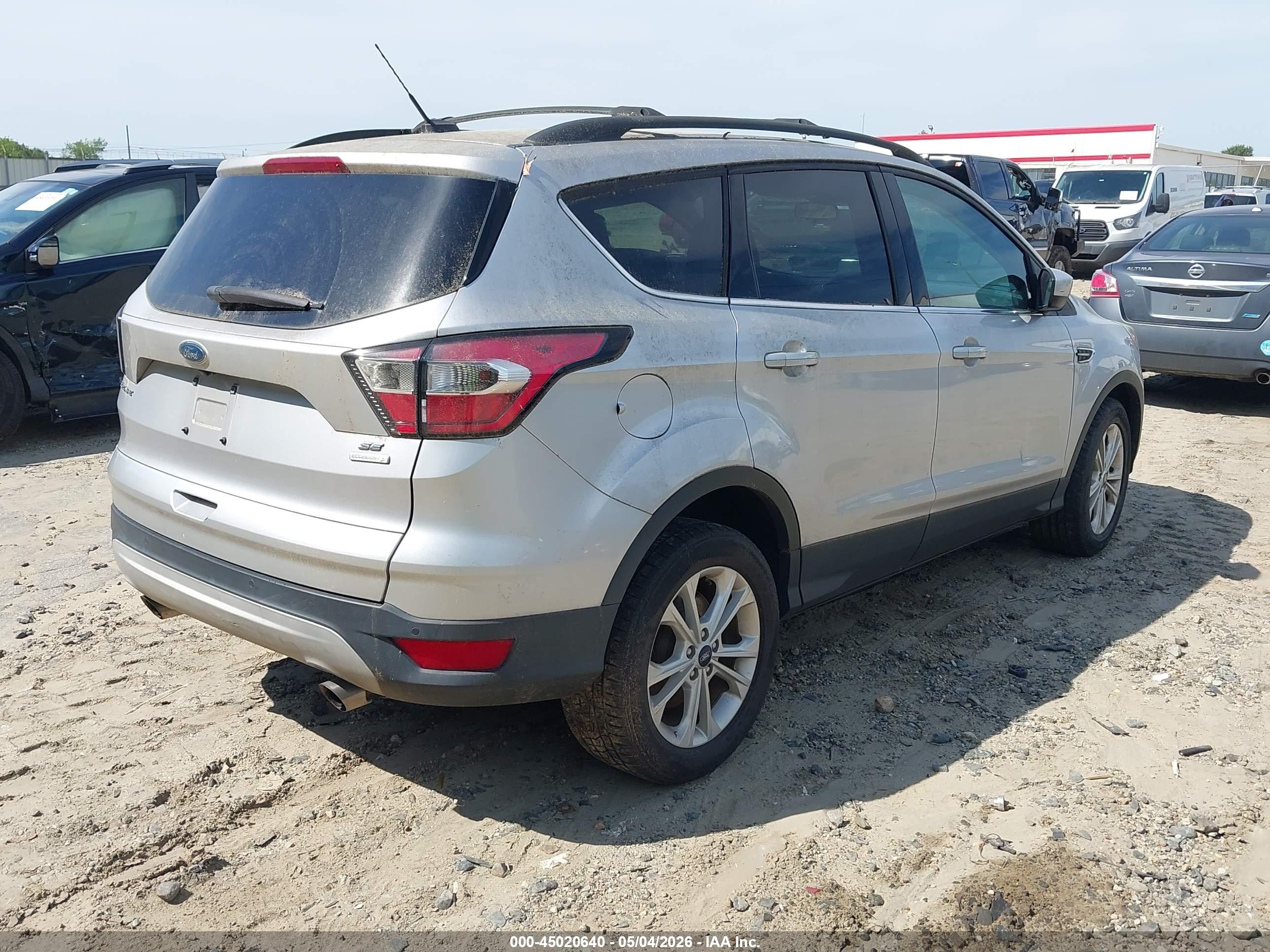 FORD ESCAPE image 4