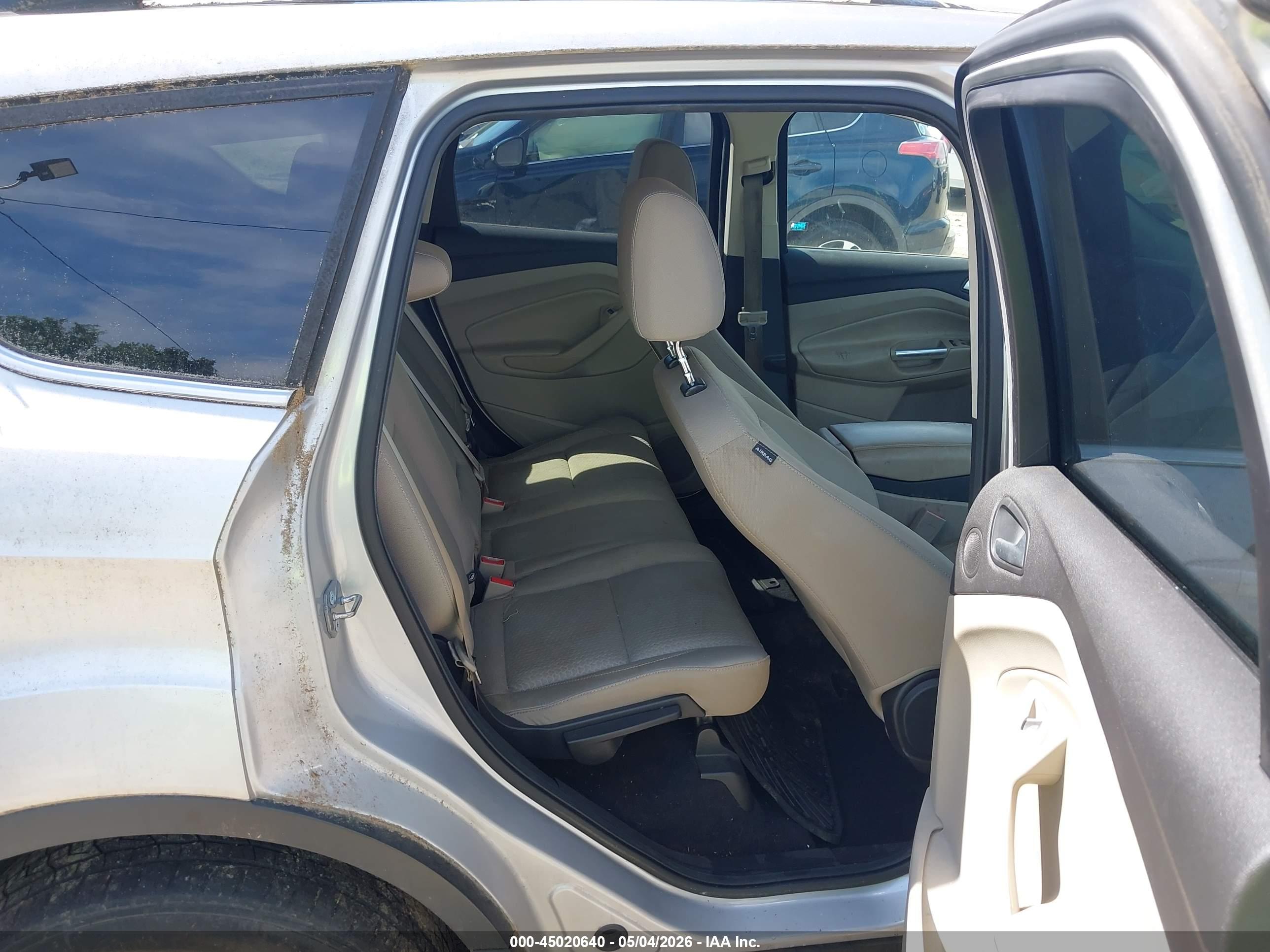 FORD ESCAPE image 8