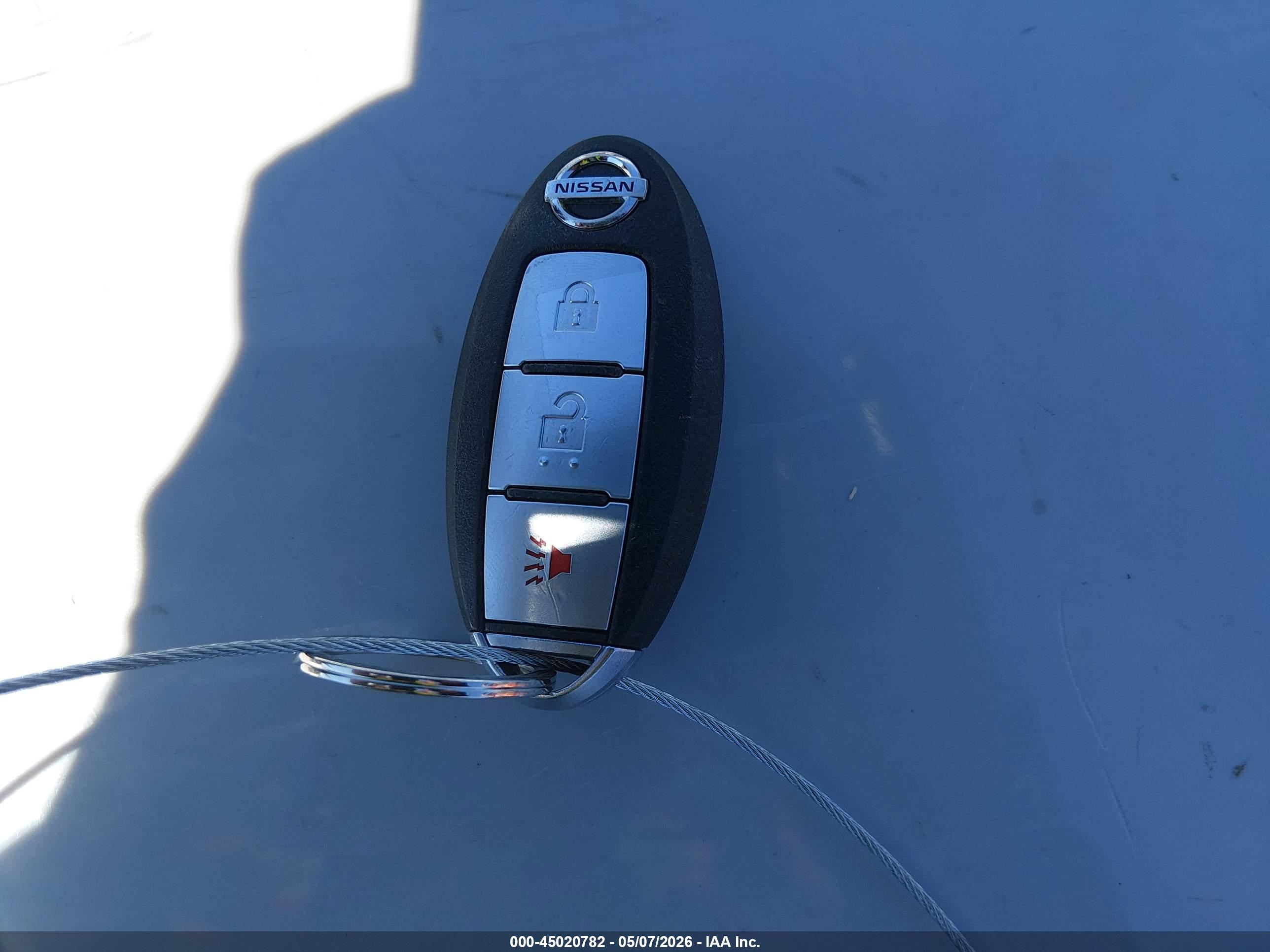 NISSAN ROGUE image 11